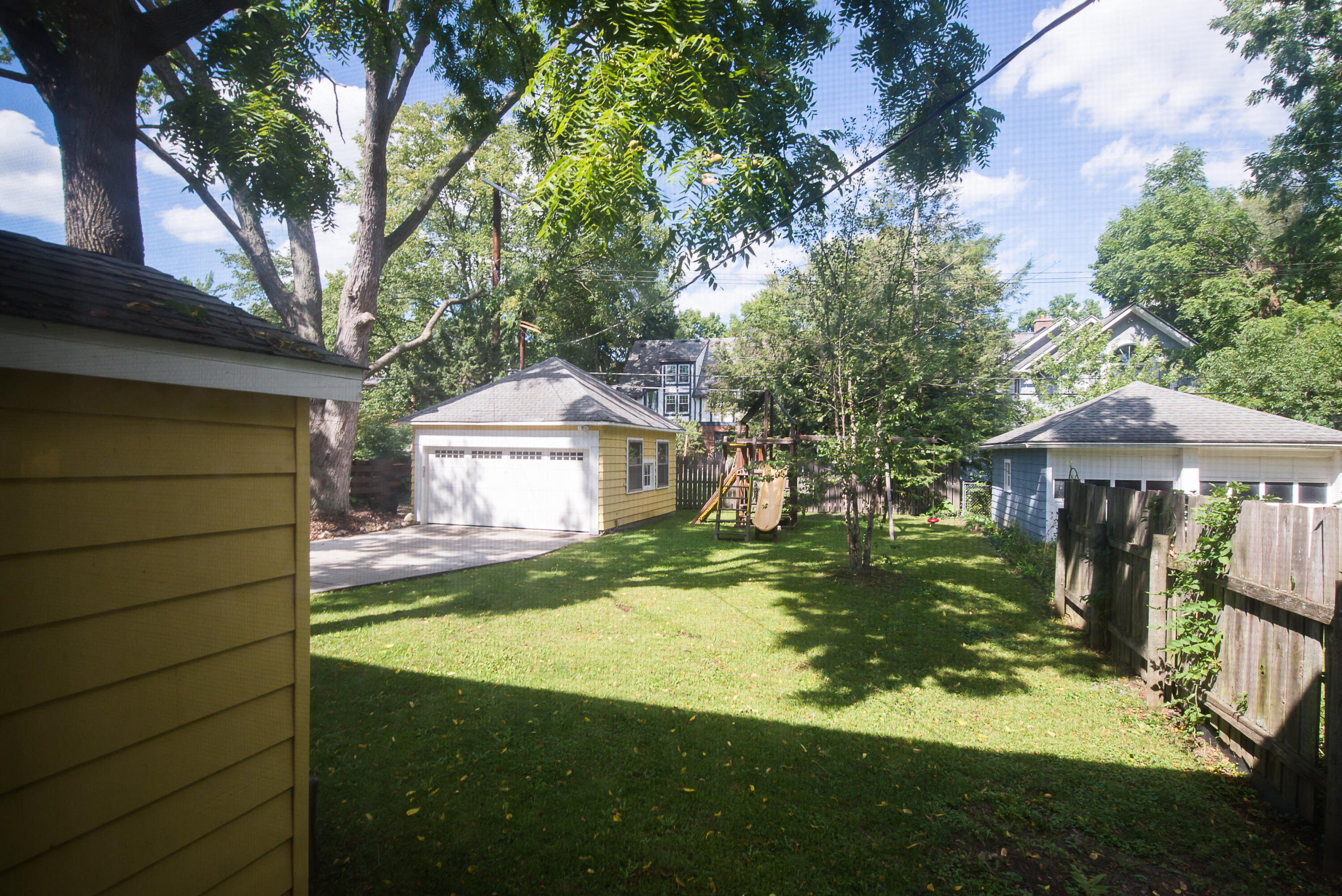 1327 Brooklyn Avenue Property Photo 52