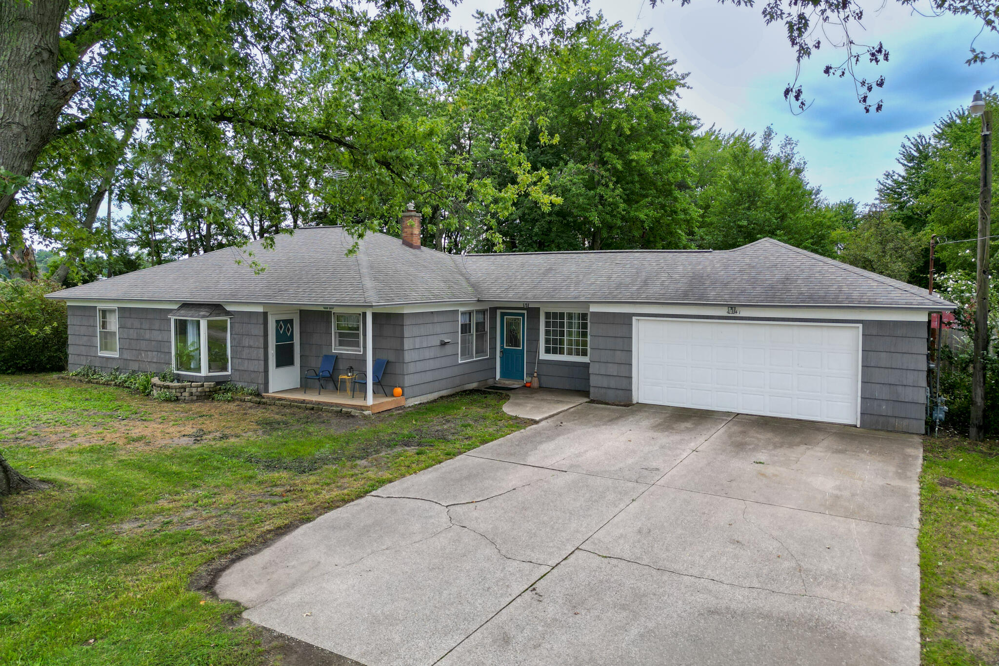 4241 136th Avenue Property Photo 1