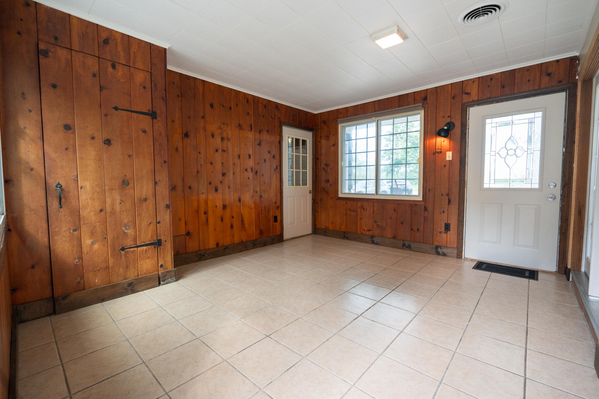 4241 136th Avenue Property Photo 4