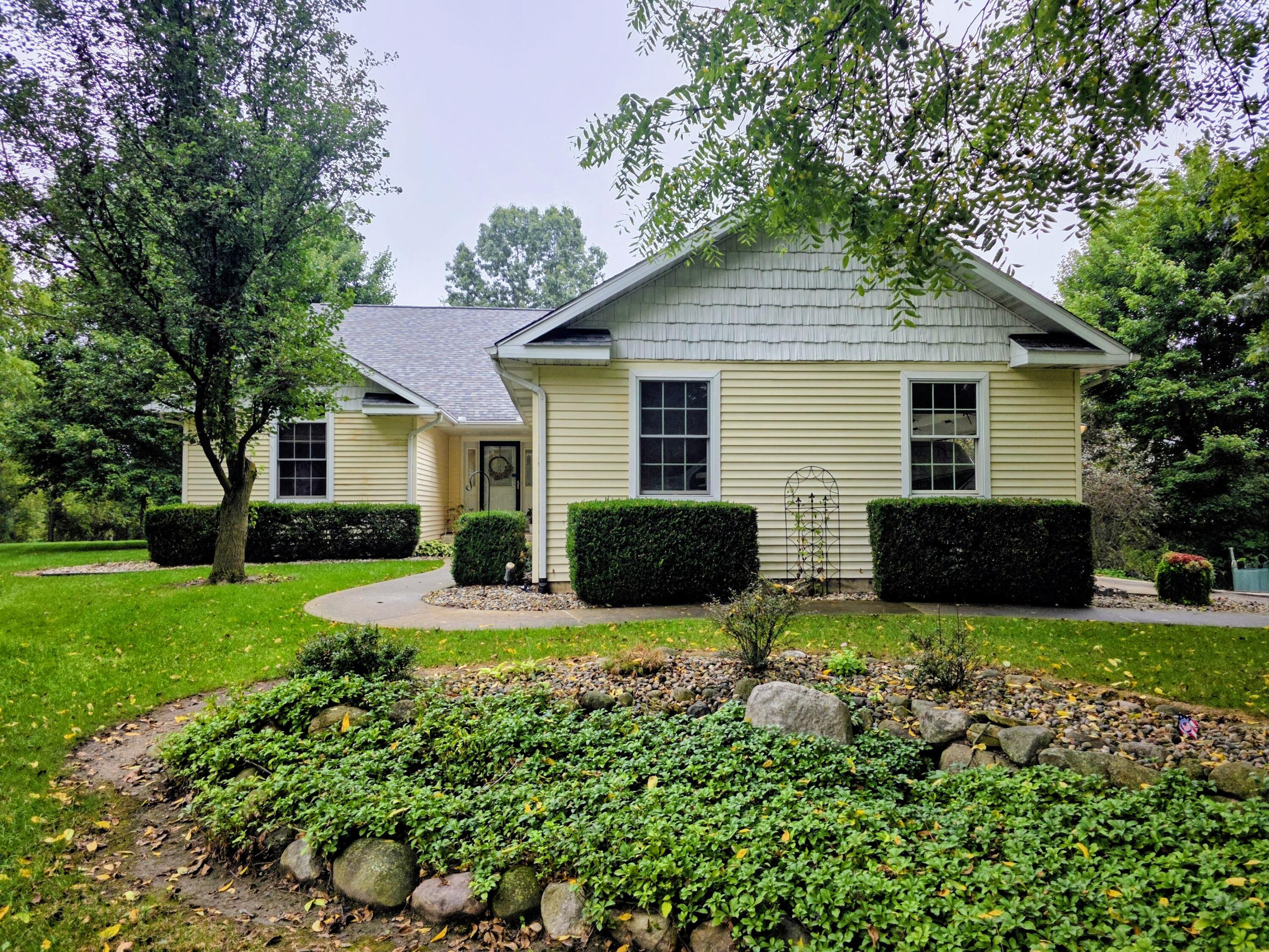 2033 Watkins Road Property Photo 1