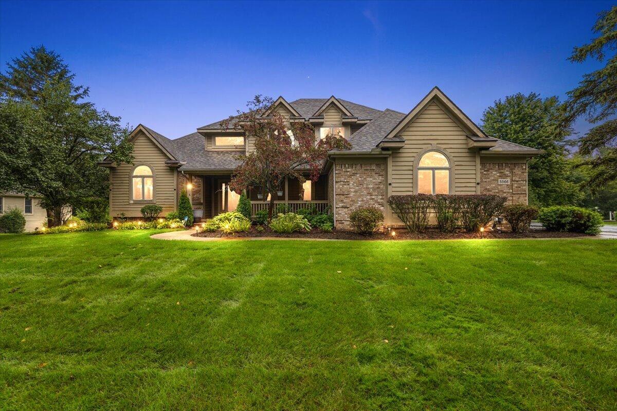 5566 Creekview Drive Property Photo 1