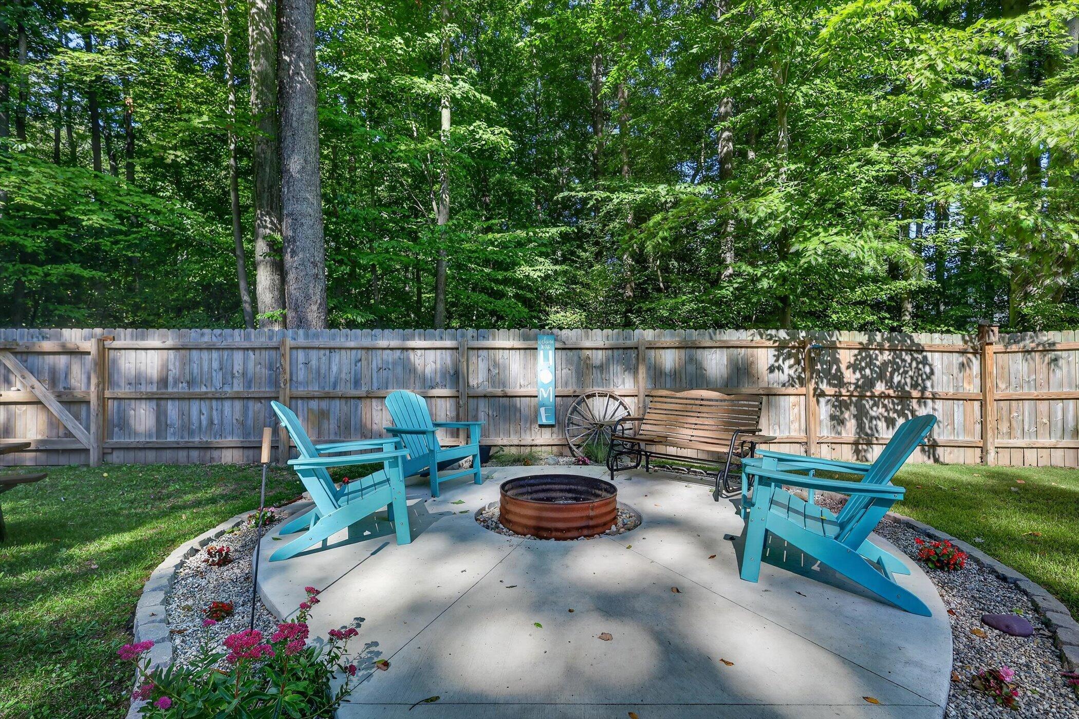 6633 Birchshore Drive Property Photo 43