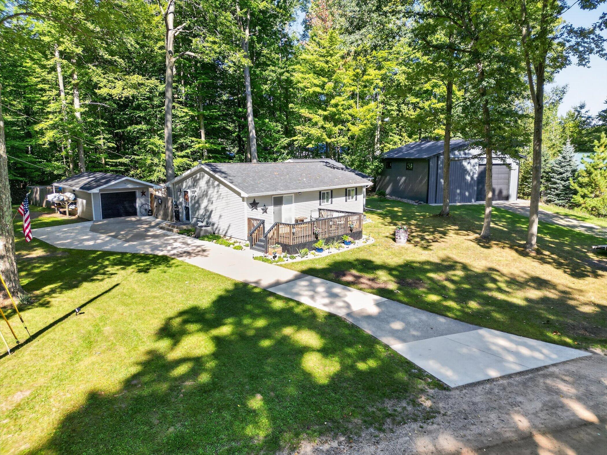 6633 Birchshore Drive Property Photo 47