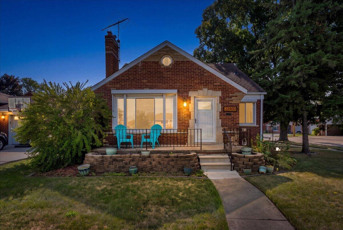 22400 Petersburg Avenue Property Photo 1