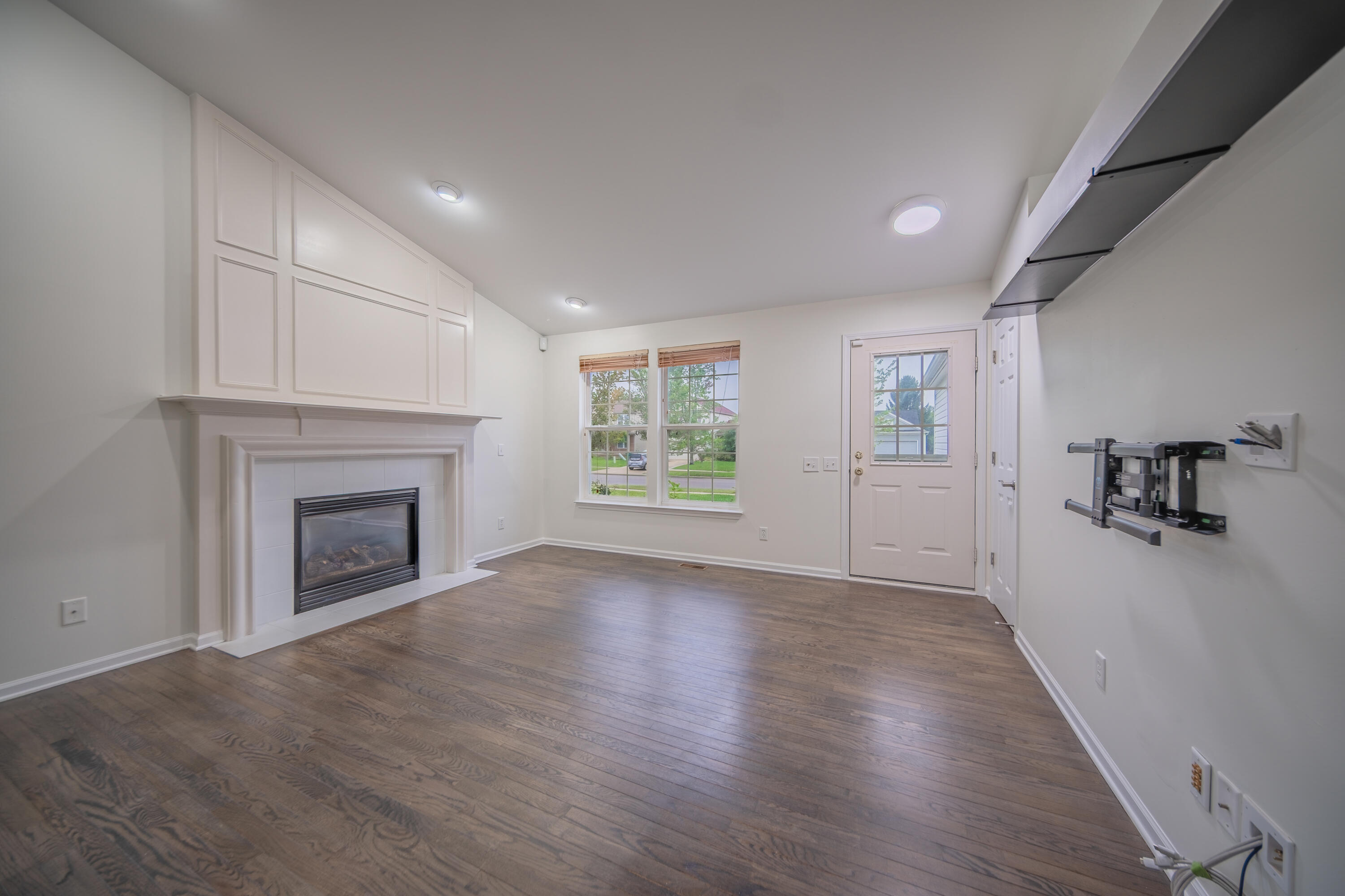 6261 Maplehurst Drive Property Photo 6