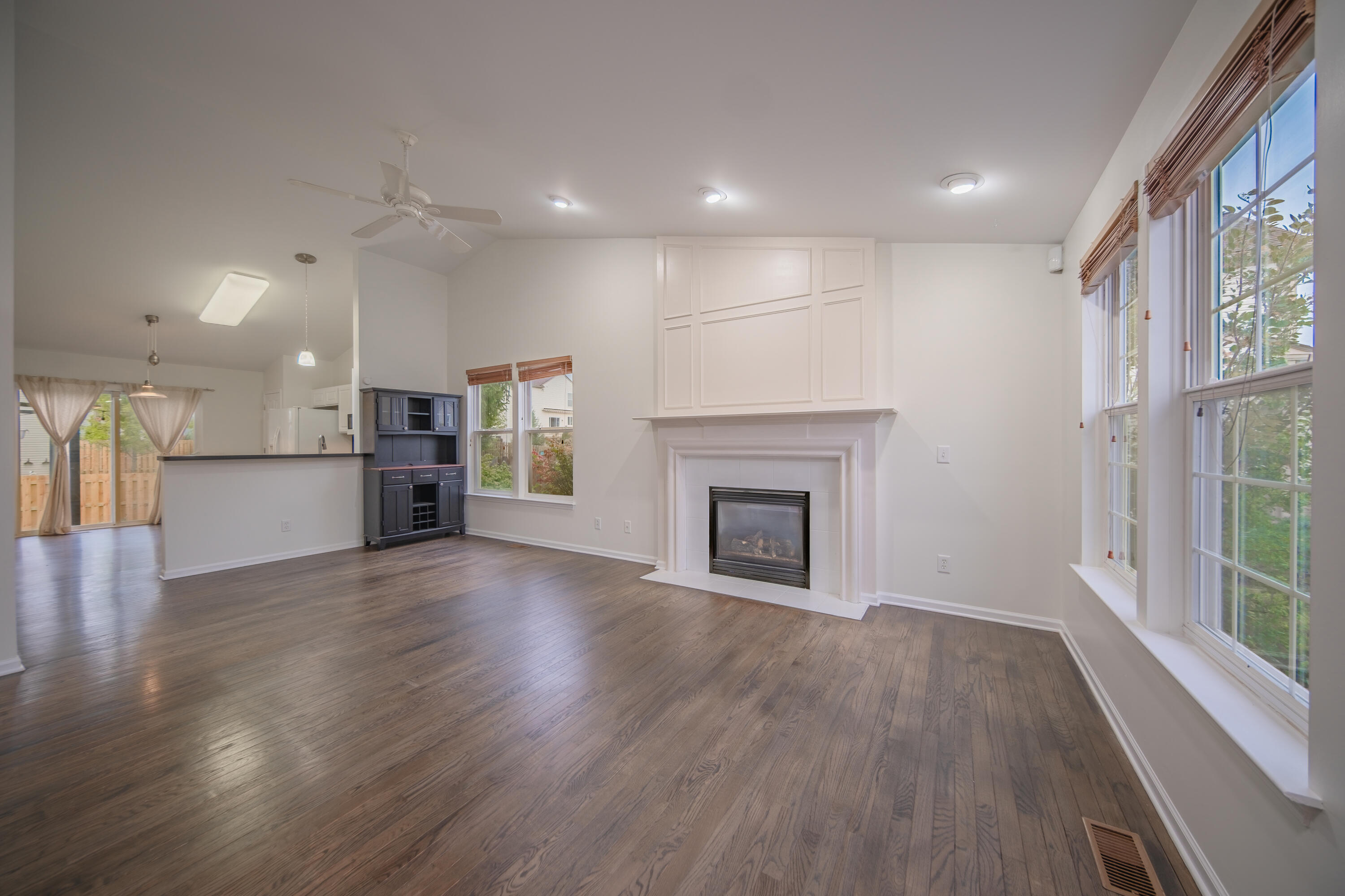 6261 Maplehurst Drive Property Photo 8