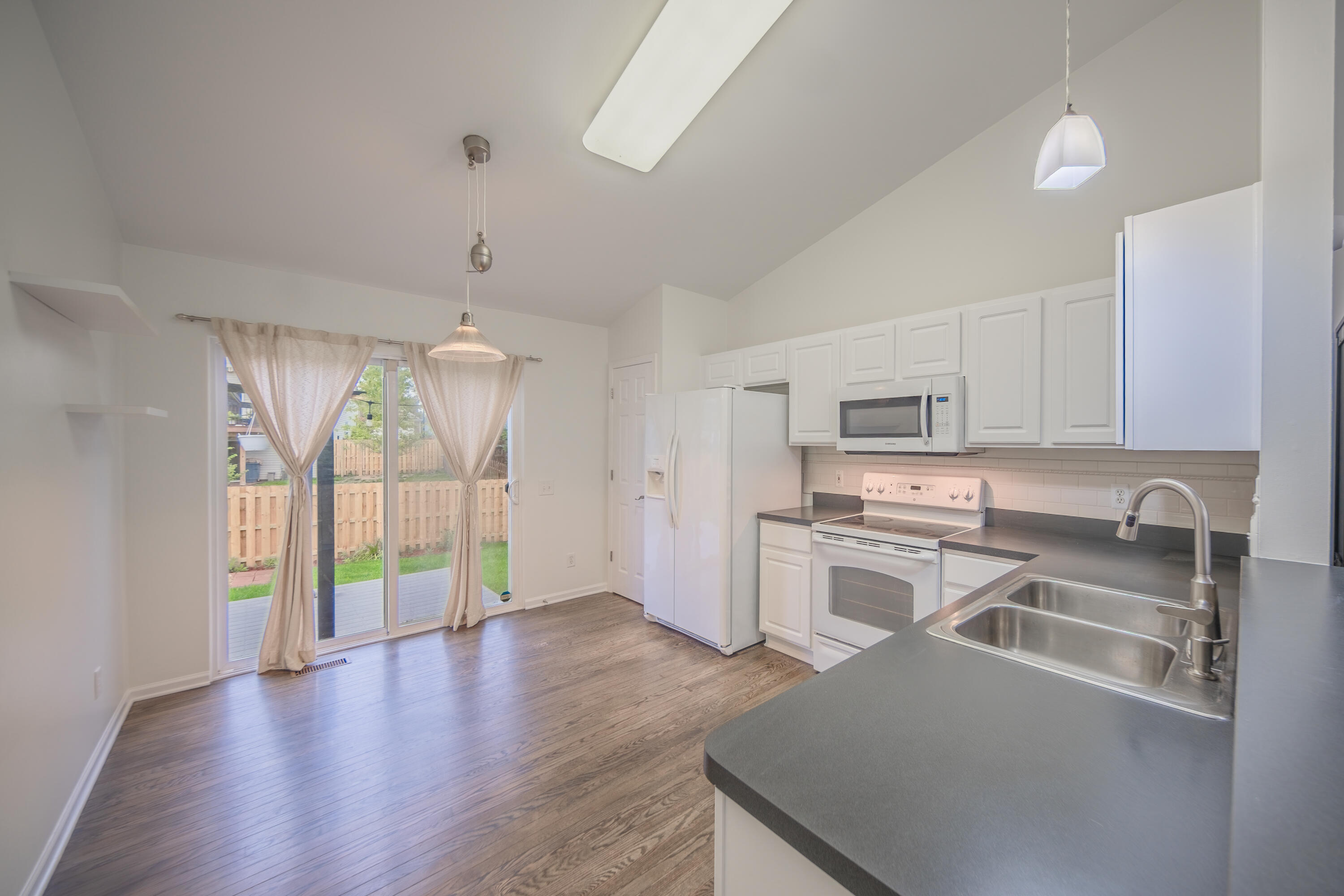 6261 Maplehurst Drive Property Photo 10