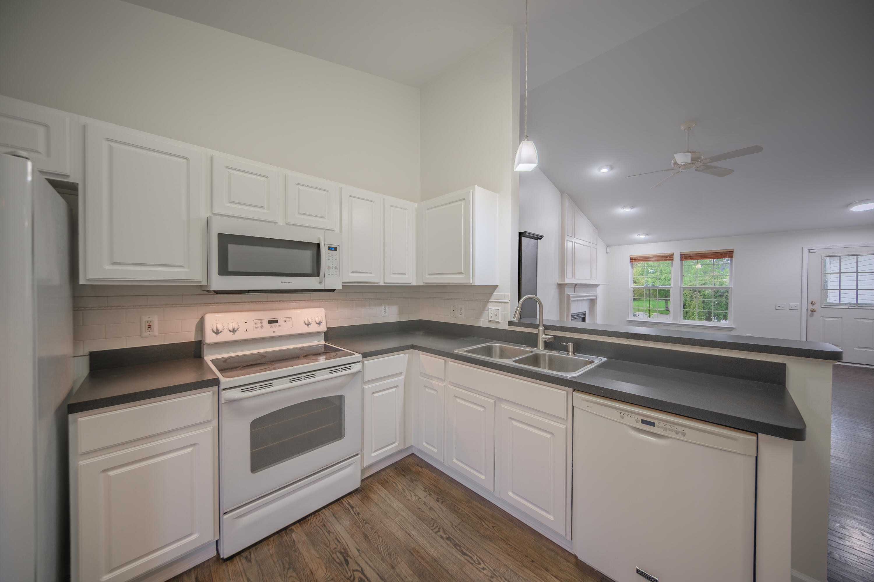 6261 Maplehurst Drive Property Photo 12