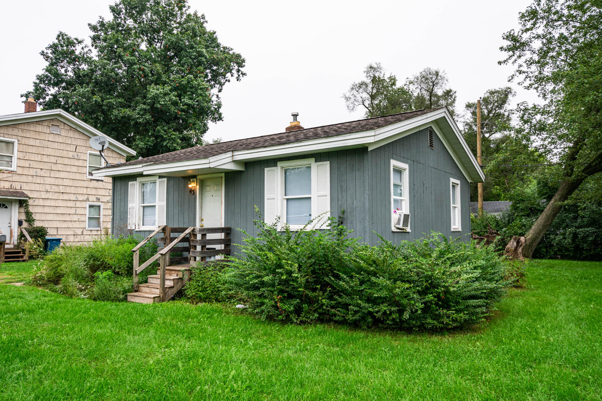 43 23rd Street S Property Photo 1