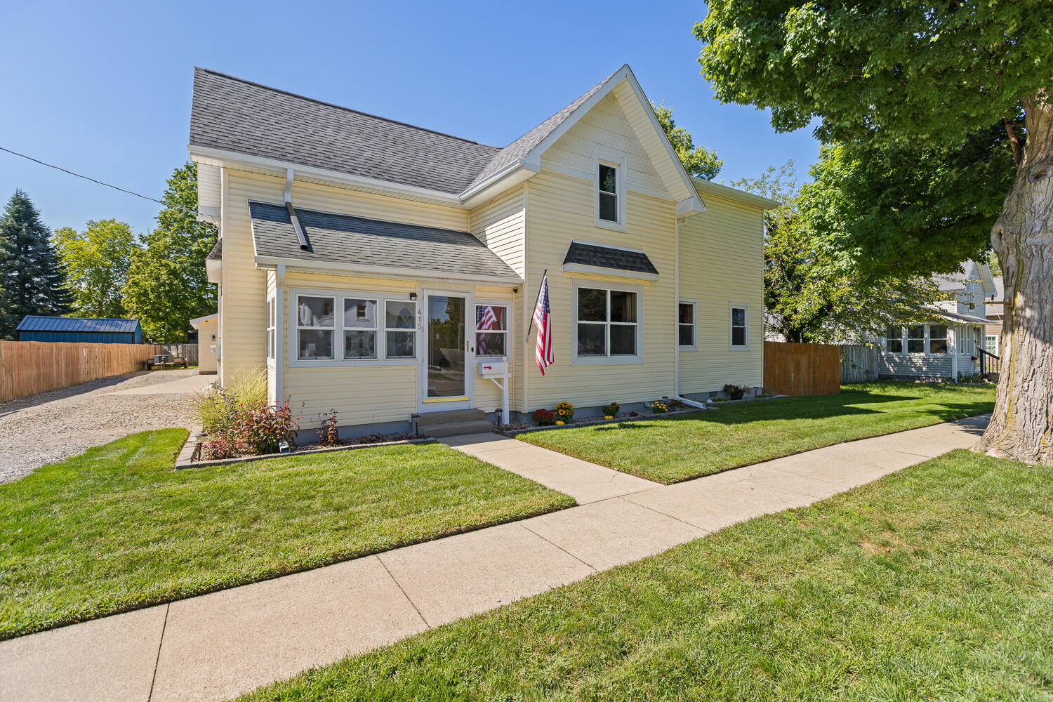 415 N East Street Property Photo 1