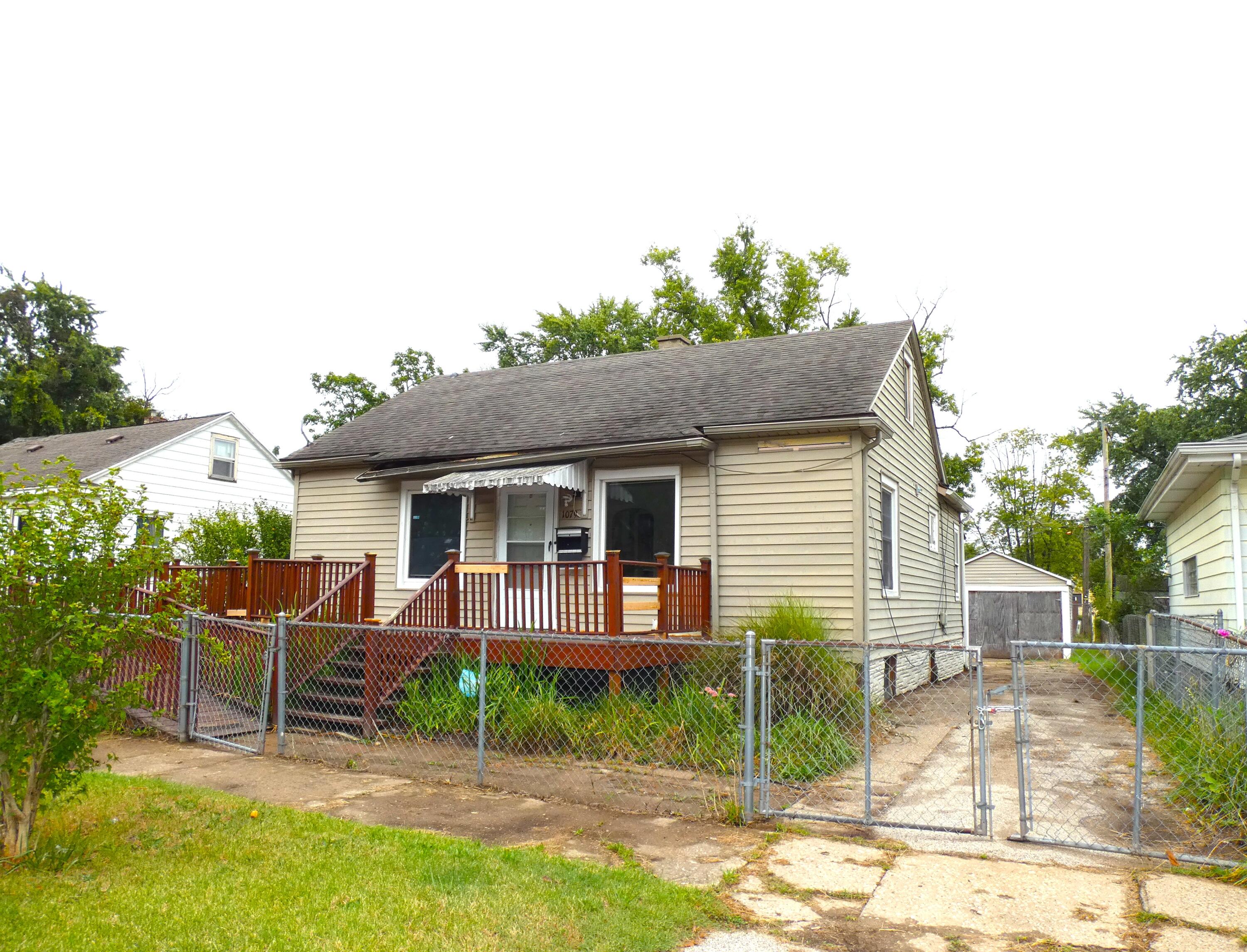 1079 Hurd Avenue Property Photo 1
