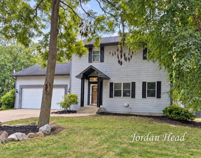 3160 Ripley Street Ne Property Photo 1