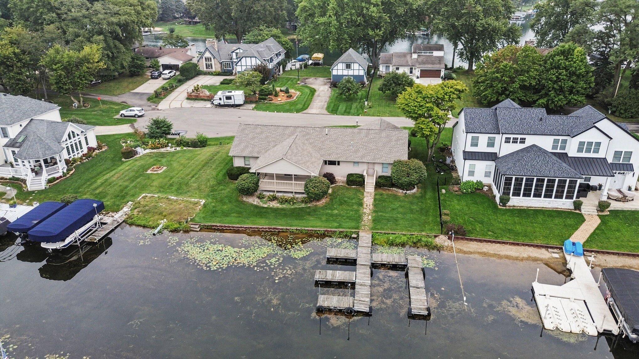 62546 Diamond View Drive Property Photo 5