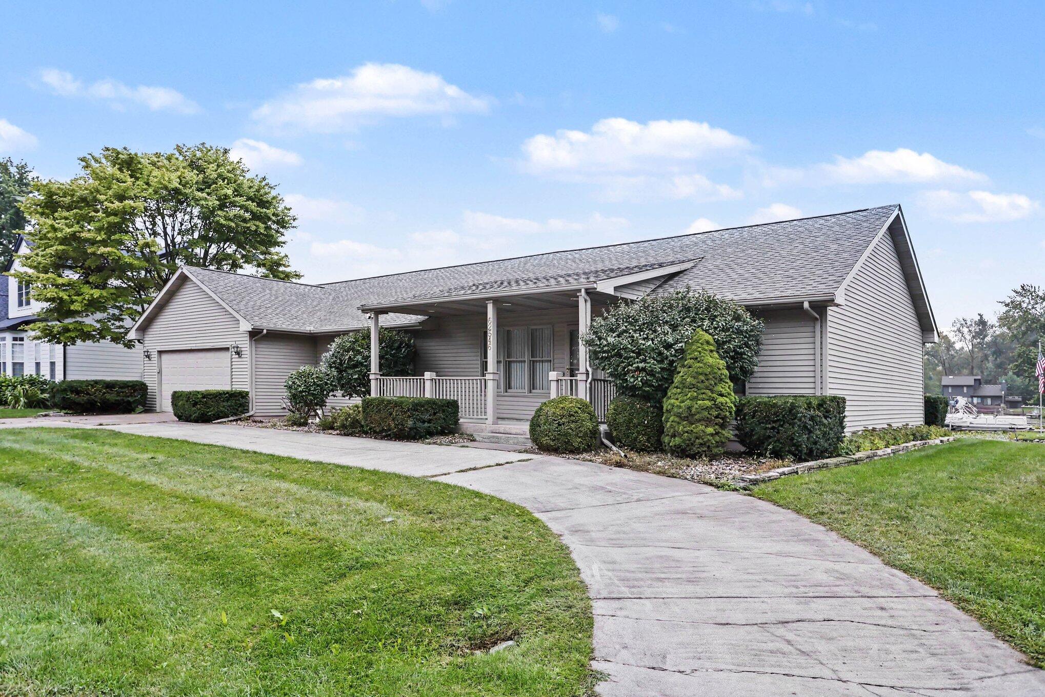 62546 Diamond View Drive Property Photo 22