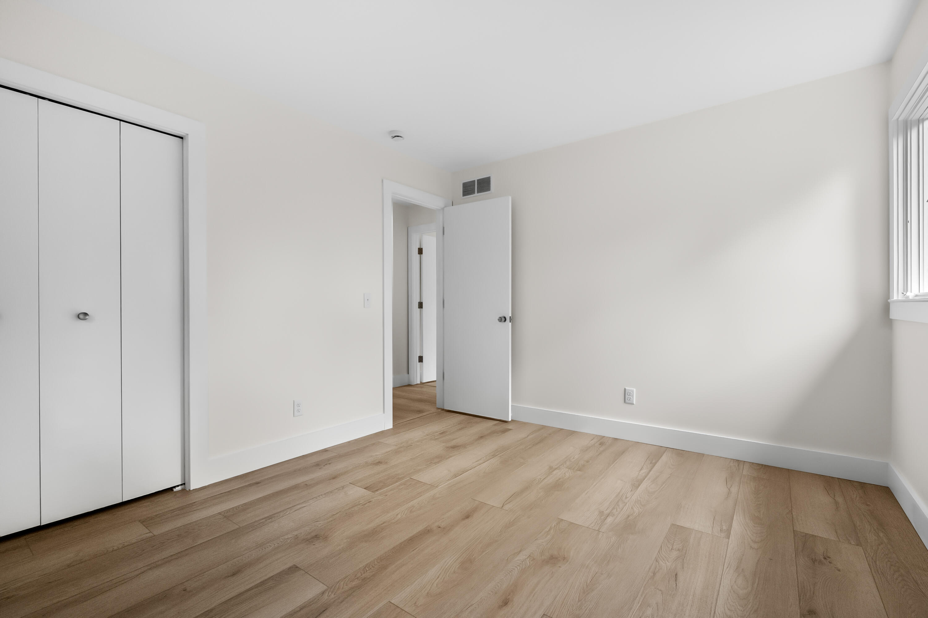 5285 Burning Tree Road Property Photo 19