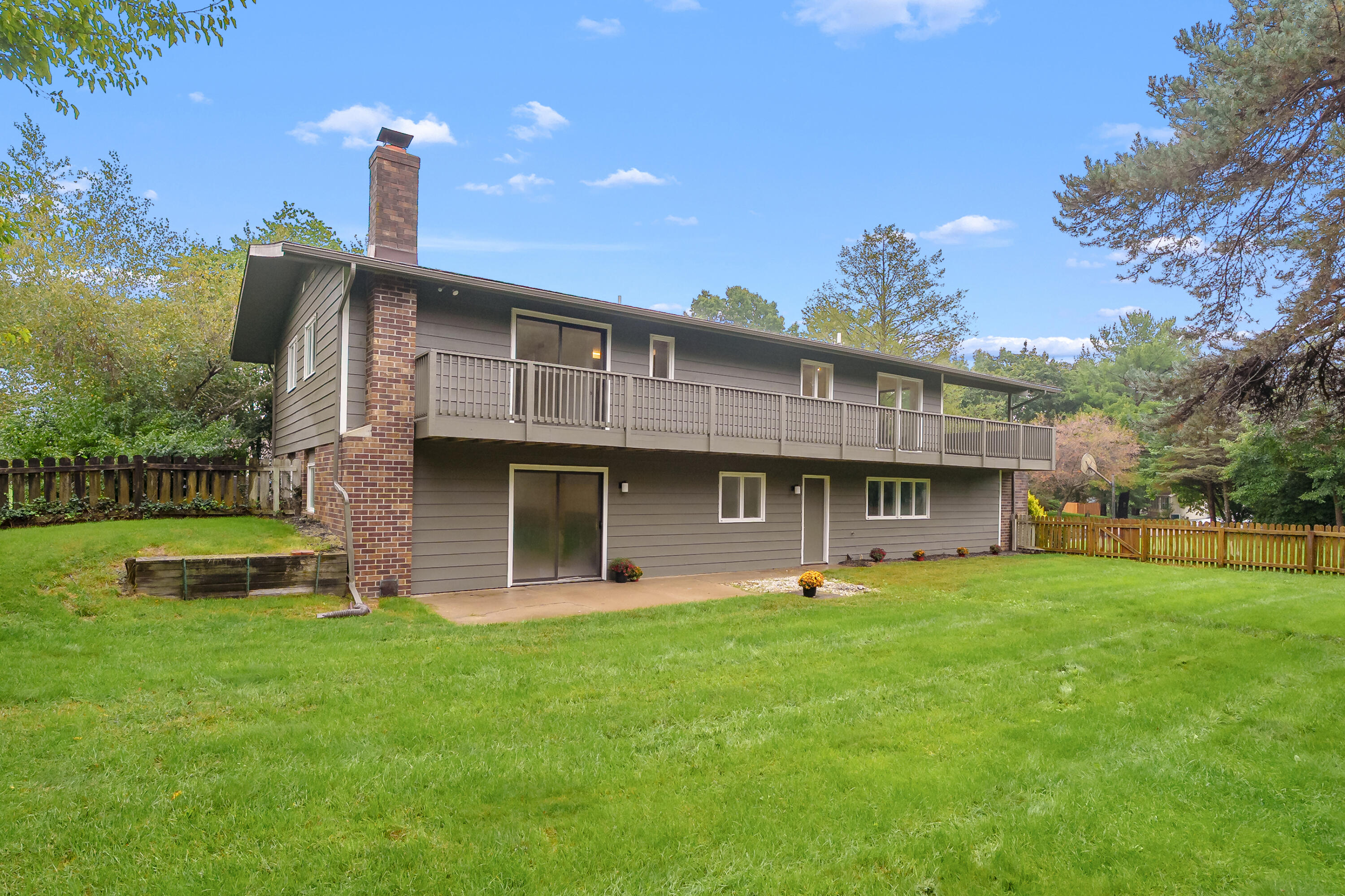 5285 Burning Tree Road Property Photo 39