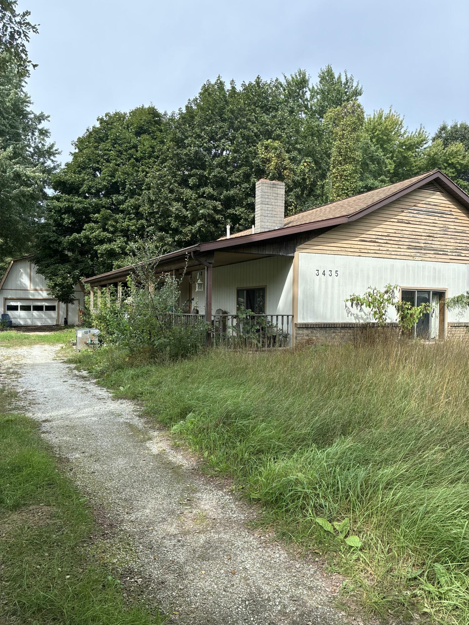 3435 Automobile Road Property Photo 1