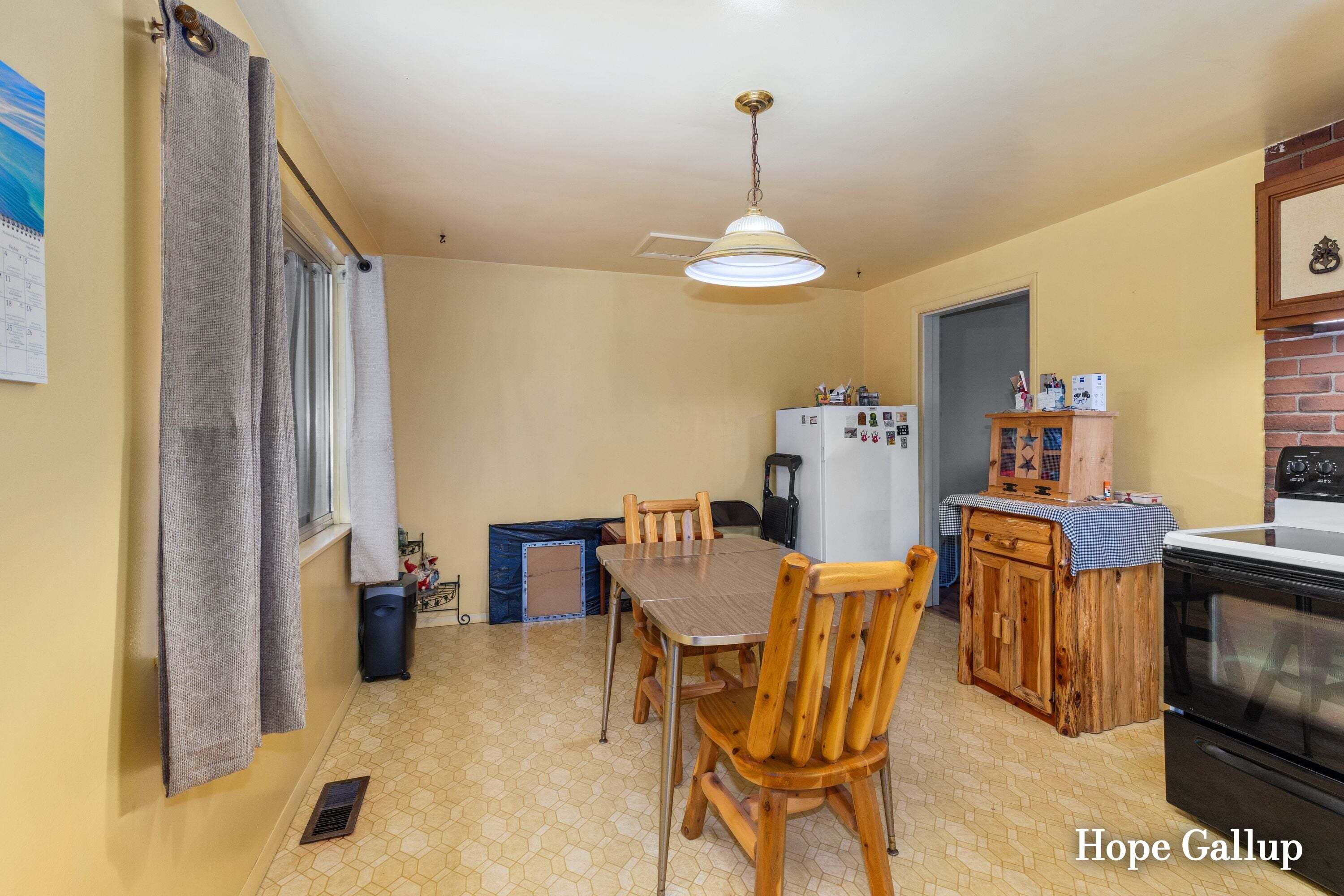 2648 Walnut Drive Property Photo 8