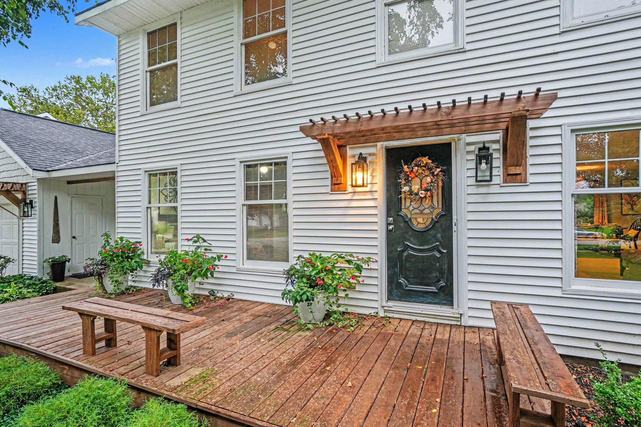 60 Gabriel Drive Property Photo 1