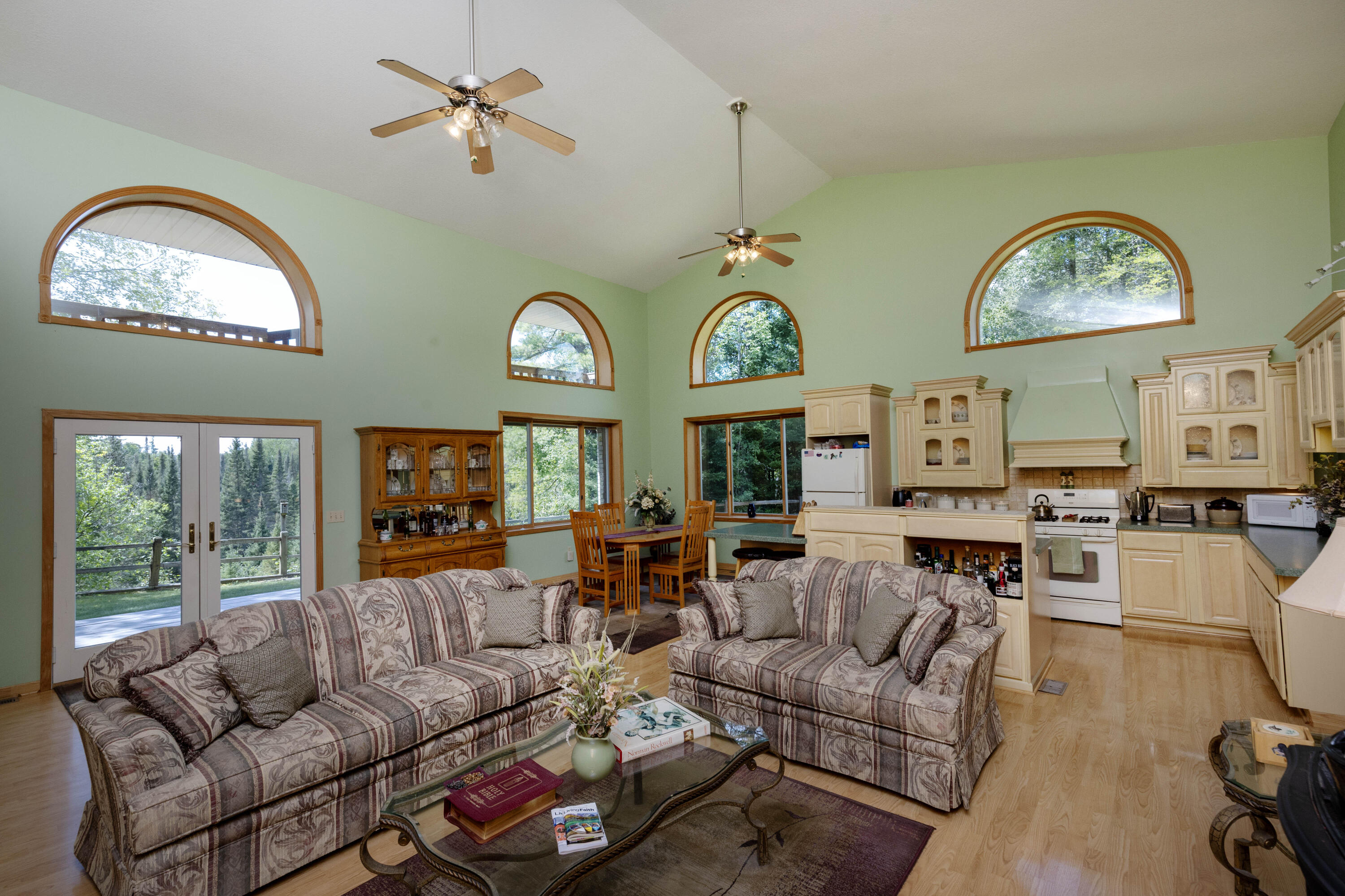 6720 W Welch Road Property Photo 27