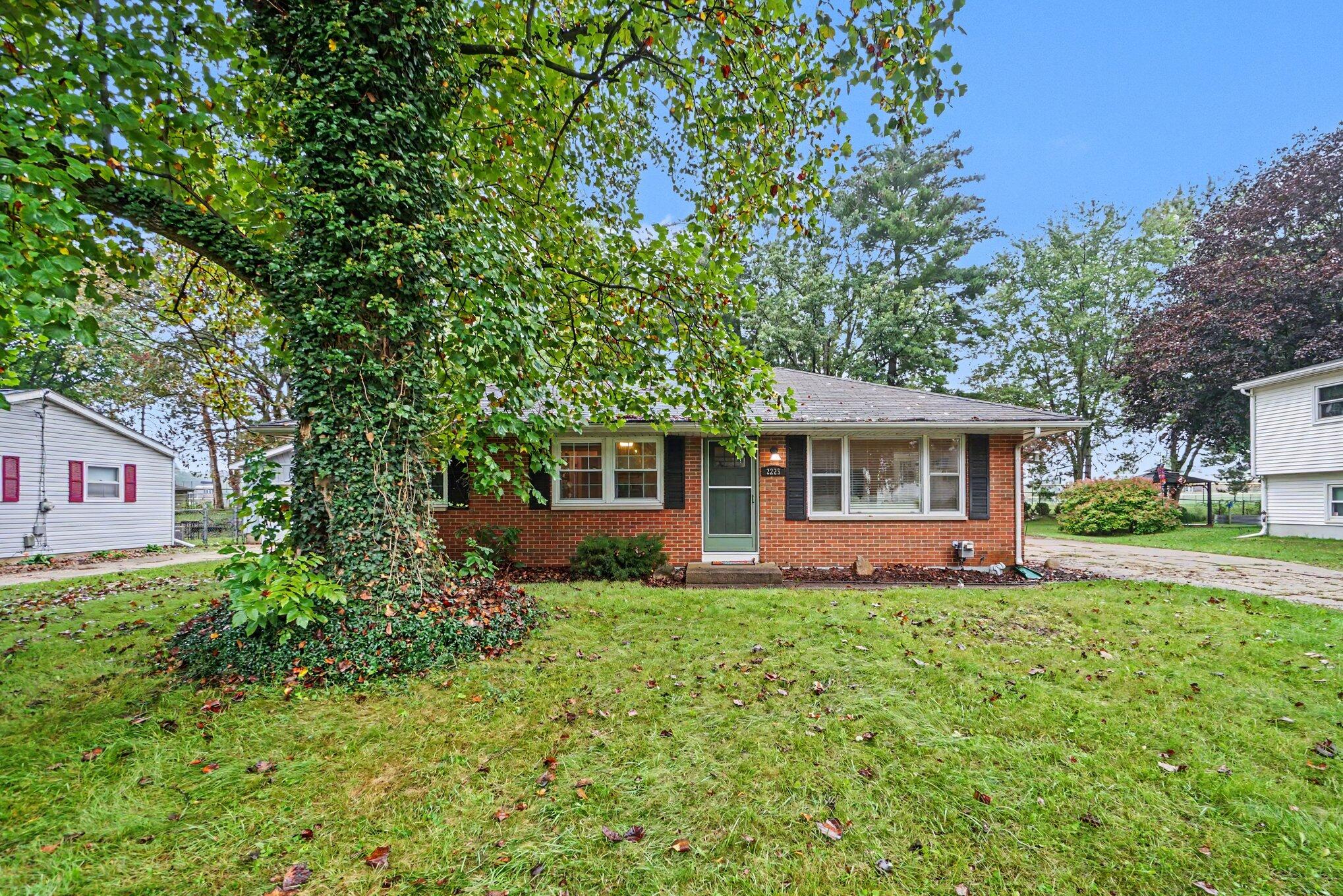 2223 Cumberland Street Property Photo 1