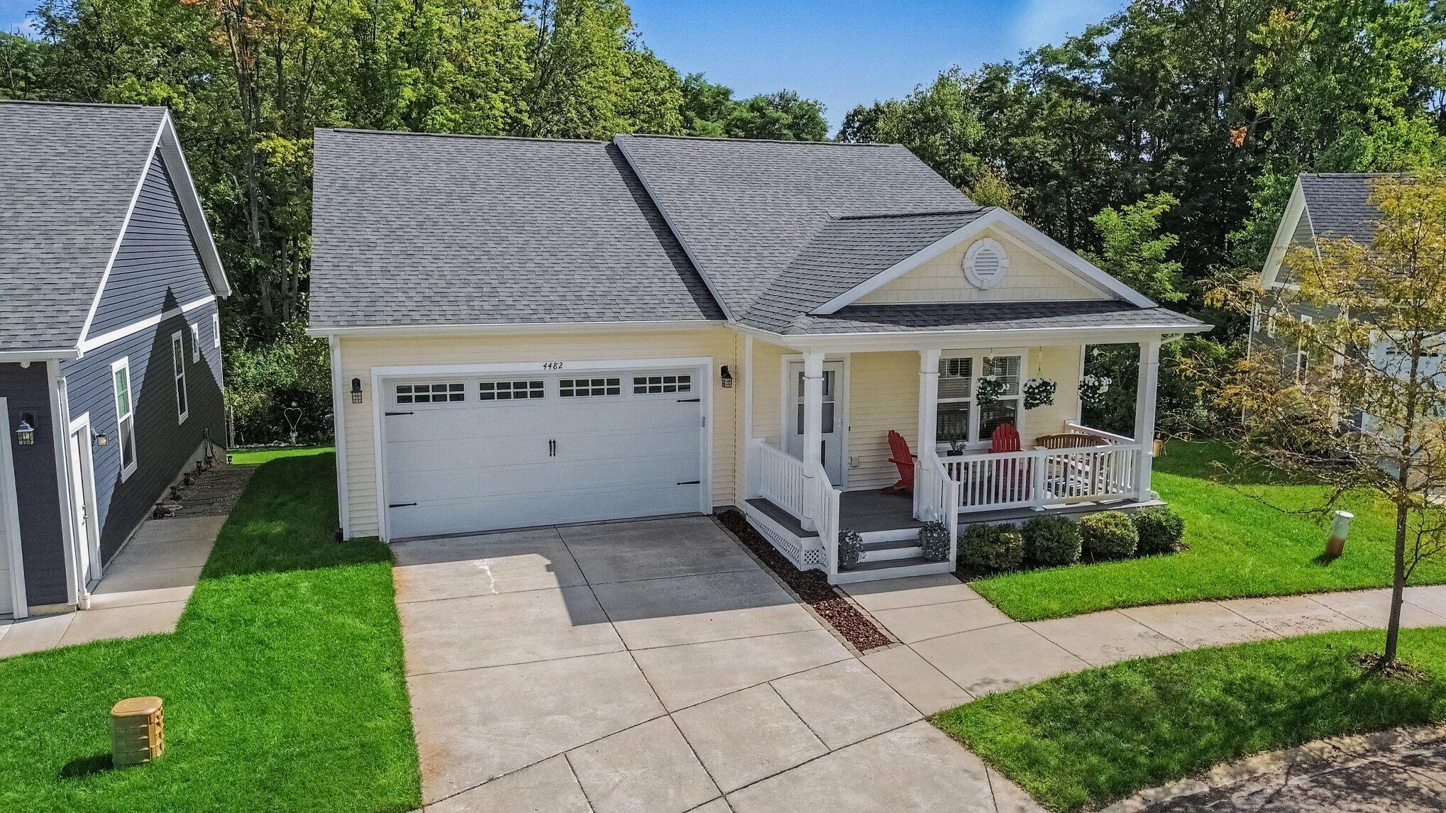 4482 Marie Therese Circle Property Photo 1