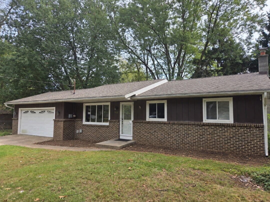 1422 Lake Avenue Property Photo 1