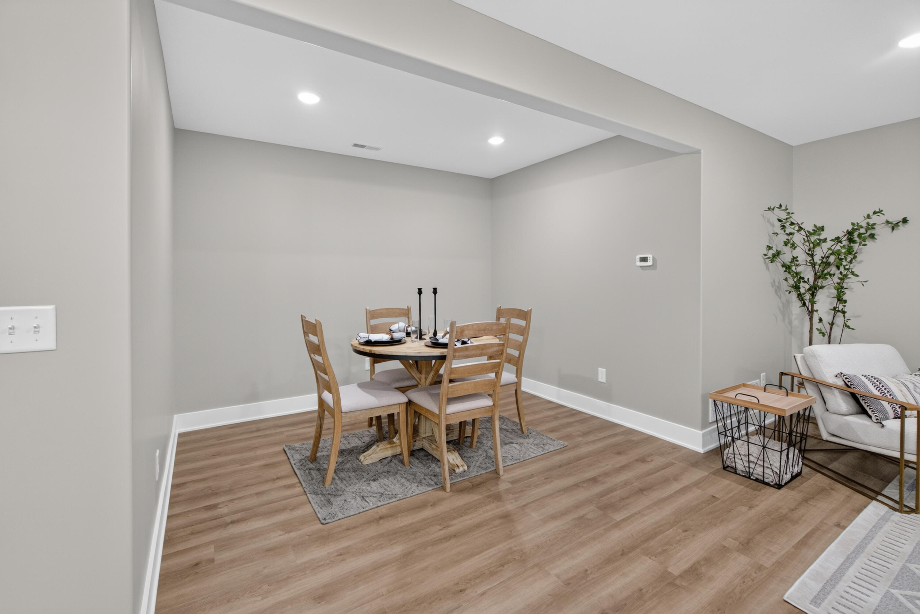 17226 Roosevelt Road Property Photo 21