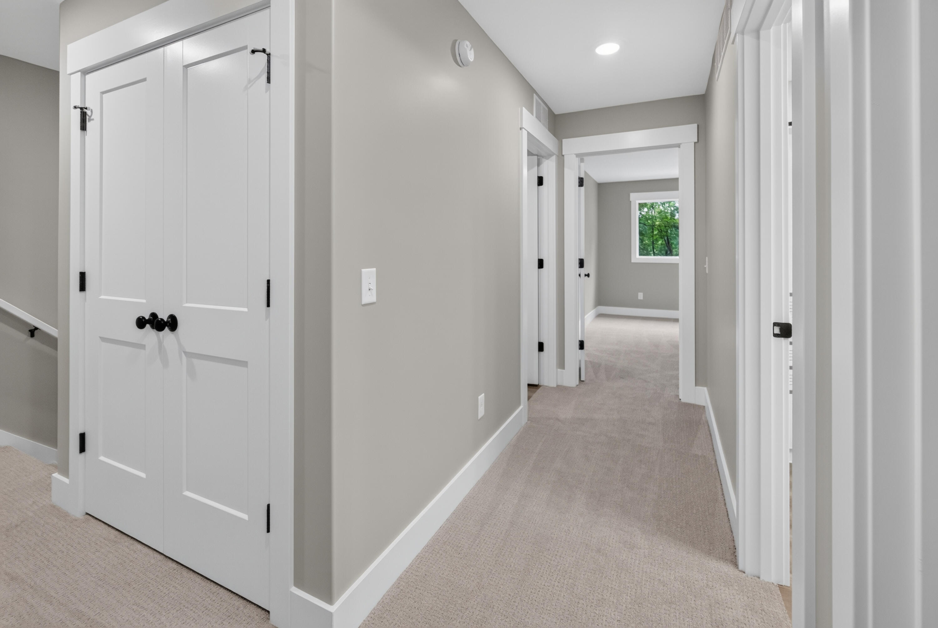 17226 Roosevelt Road Property Photo 27