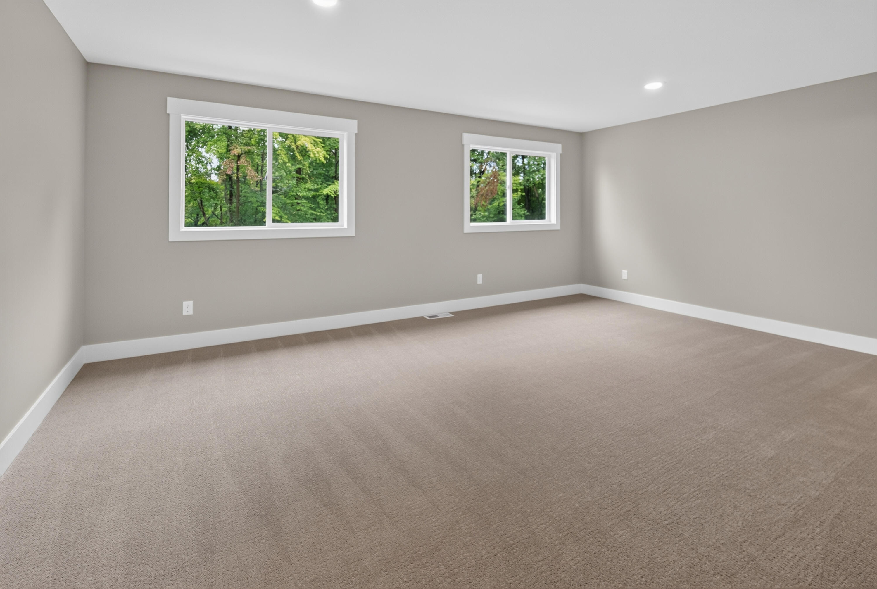 17226 Roosevelt Road Property Photo 33