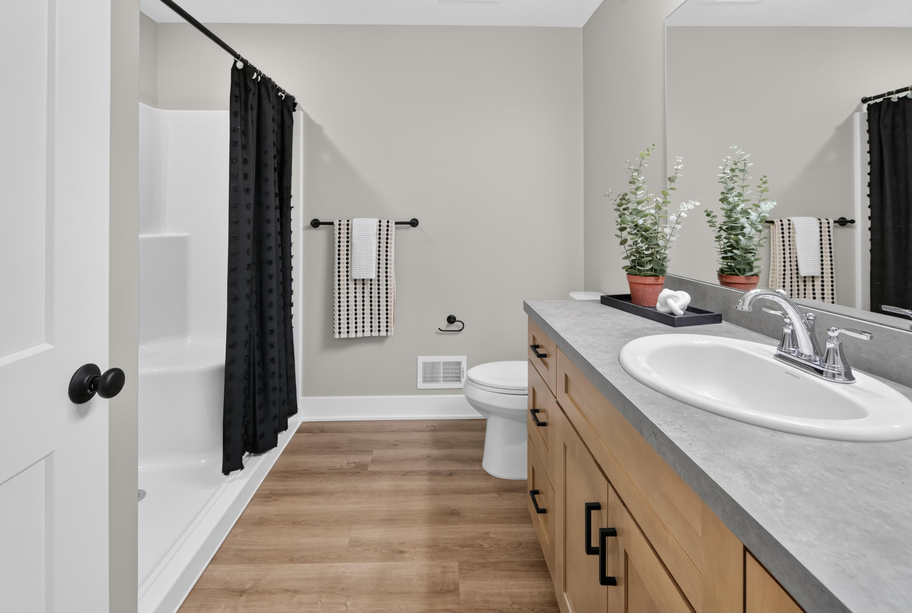 17226 Roosevelt Road Property Photo 37