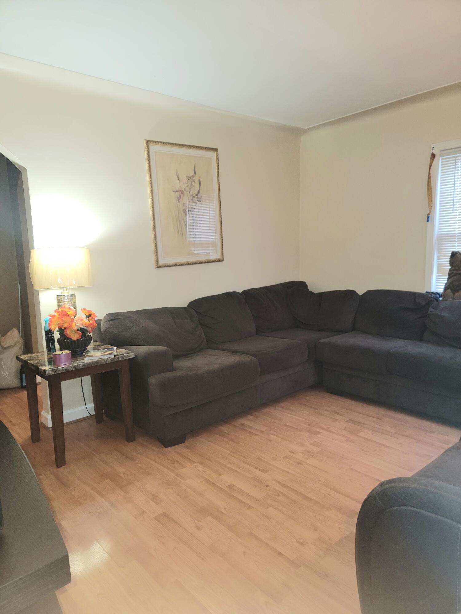 13995 Hendricks Avenue Property Photo 3