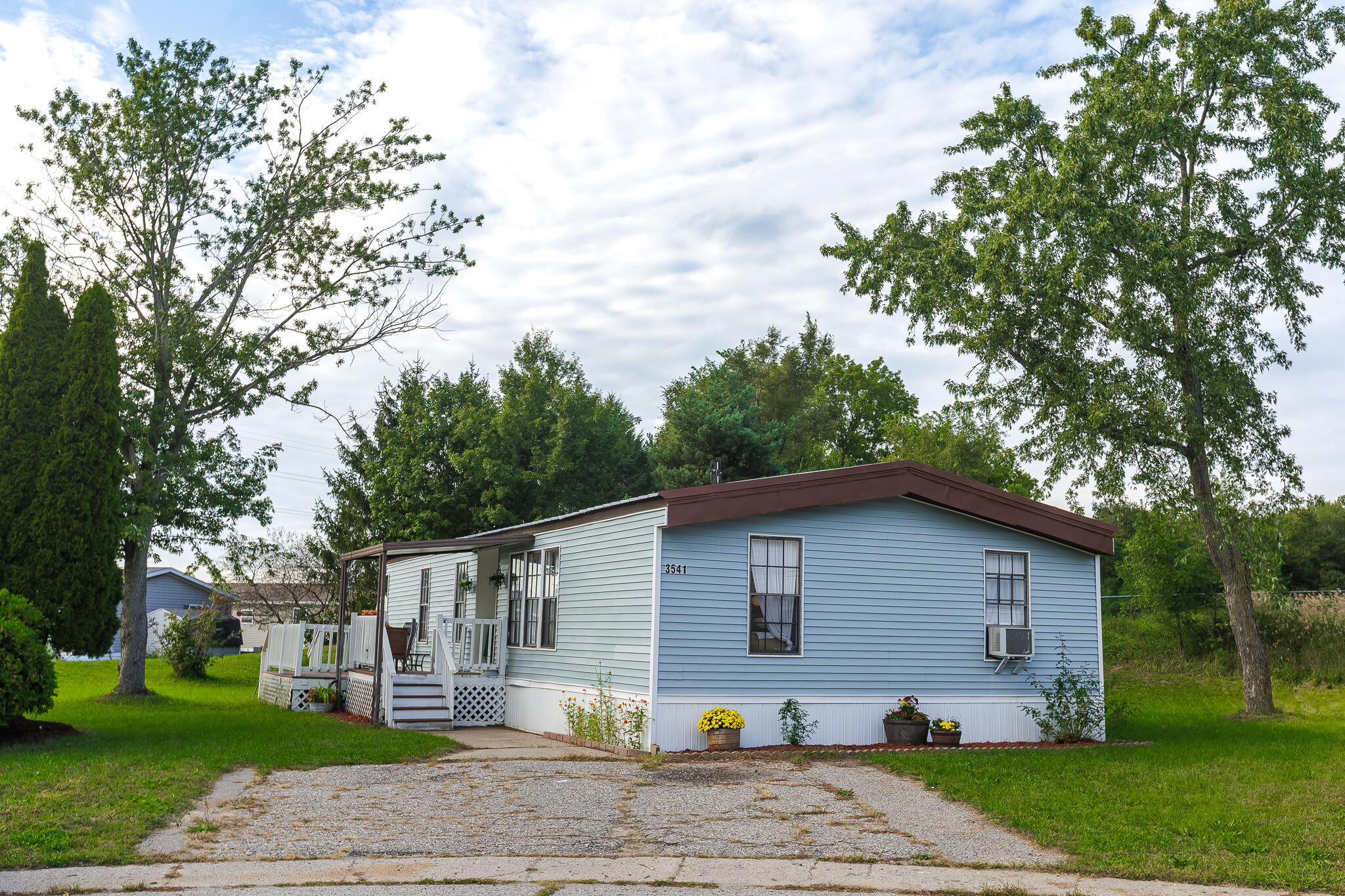 3541 Pine Knob Street Nw Property Photo 1