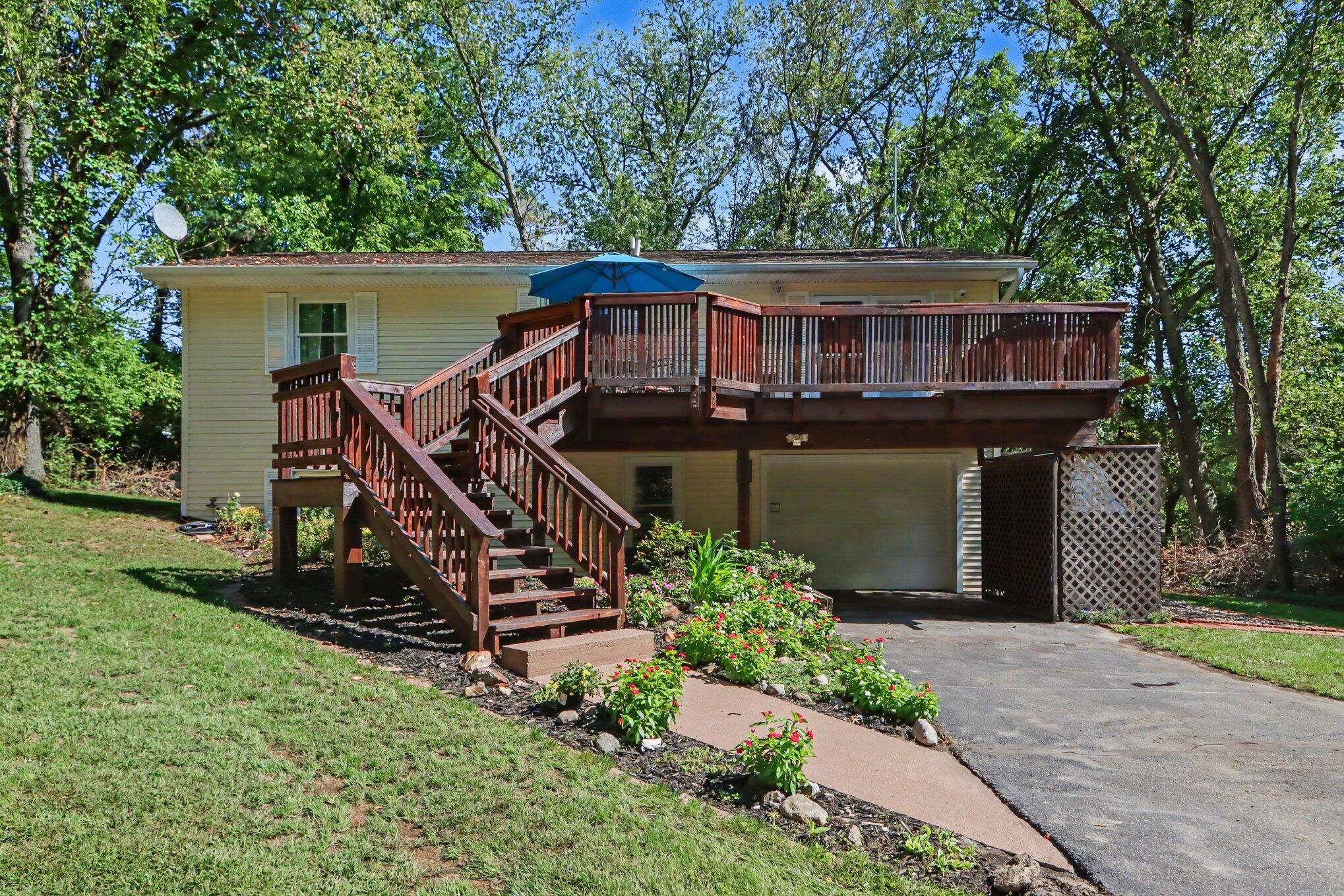 217 Evelyn Avenue Property Photo 1