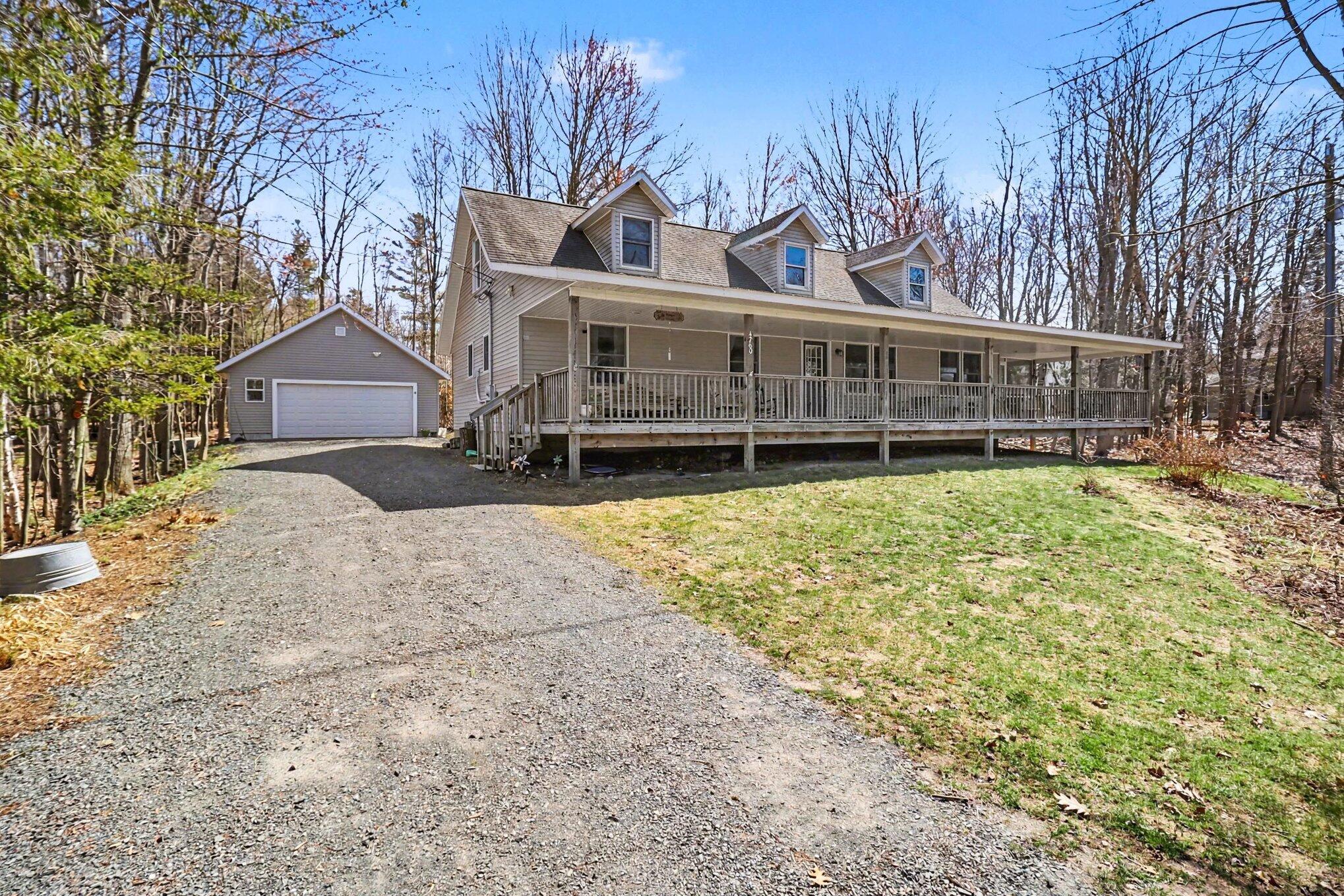 4760 N Lakeshore Drive Property Photo 1