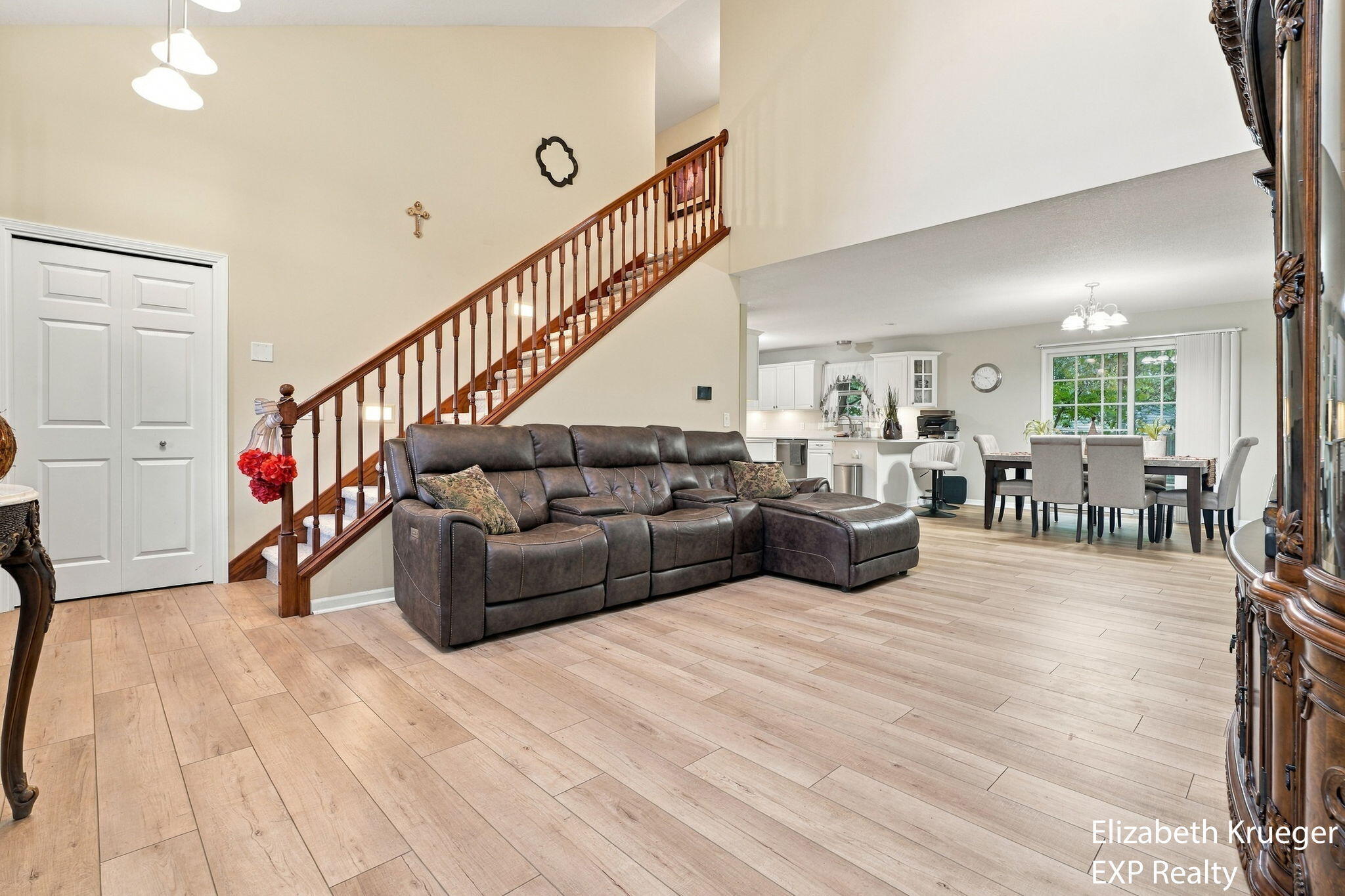 4550 Blacktail Avenue Property Photo 9