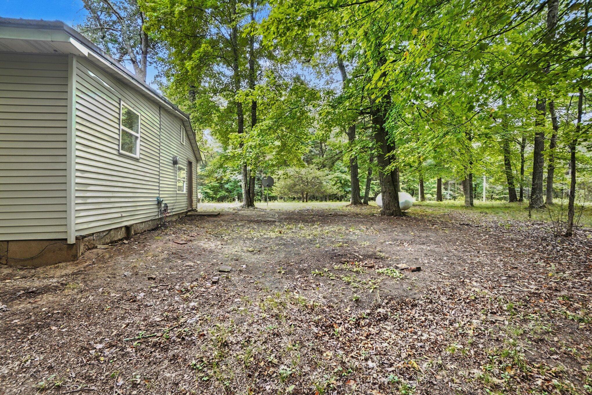 8253 1/2 E 62nd Street Property Photo 12
