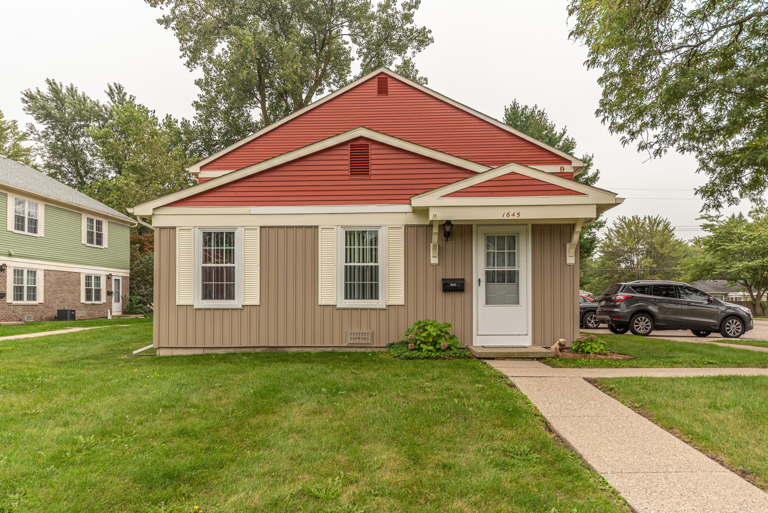 1645 Wingate Boulevard Property Photo 1