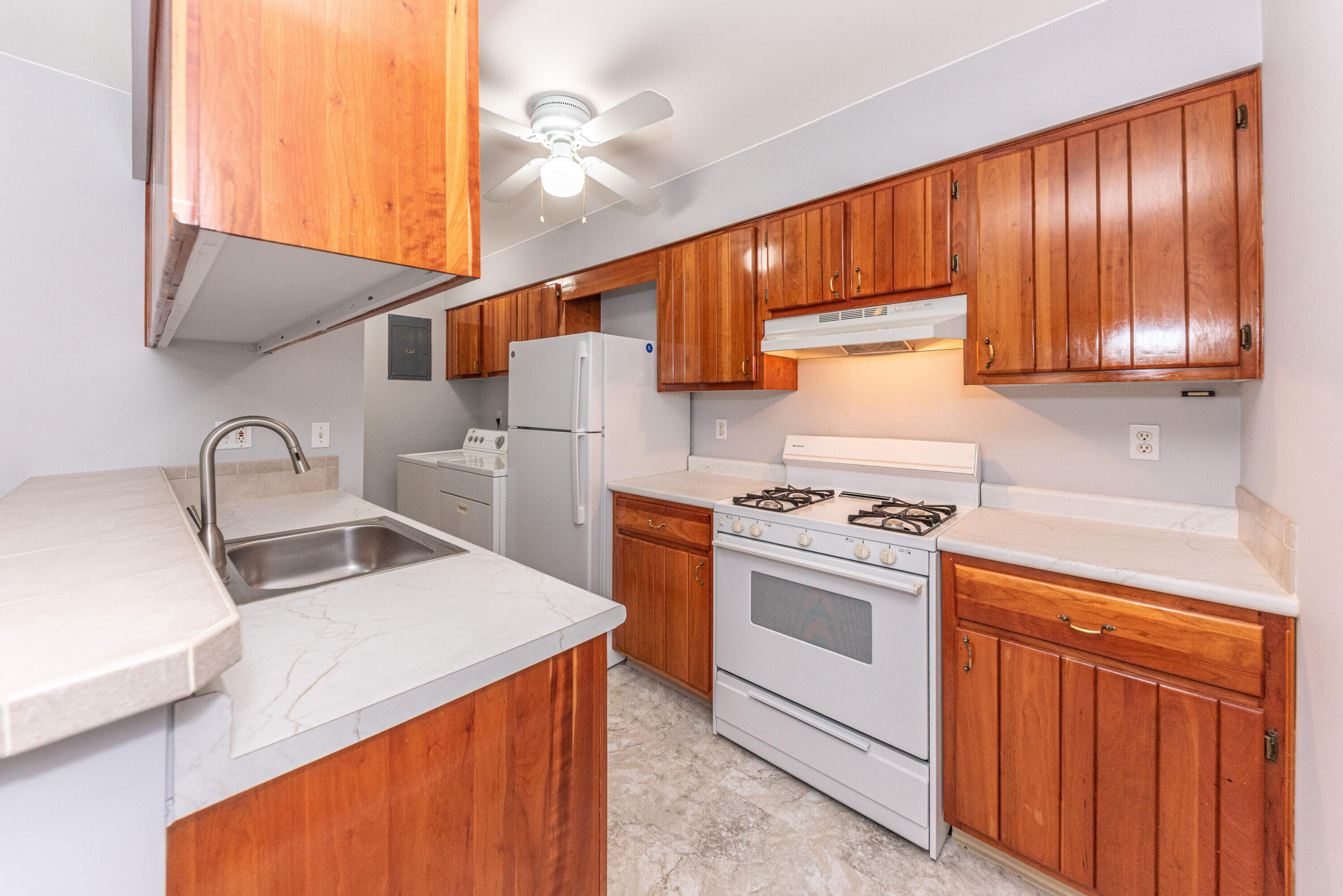 1645 Wingate Boulevard Property Photo 10