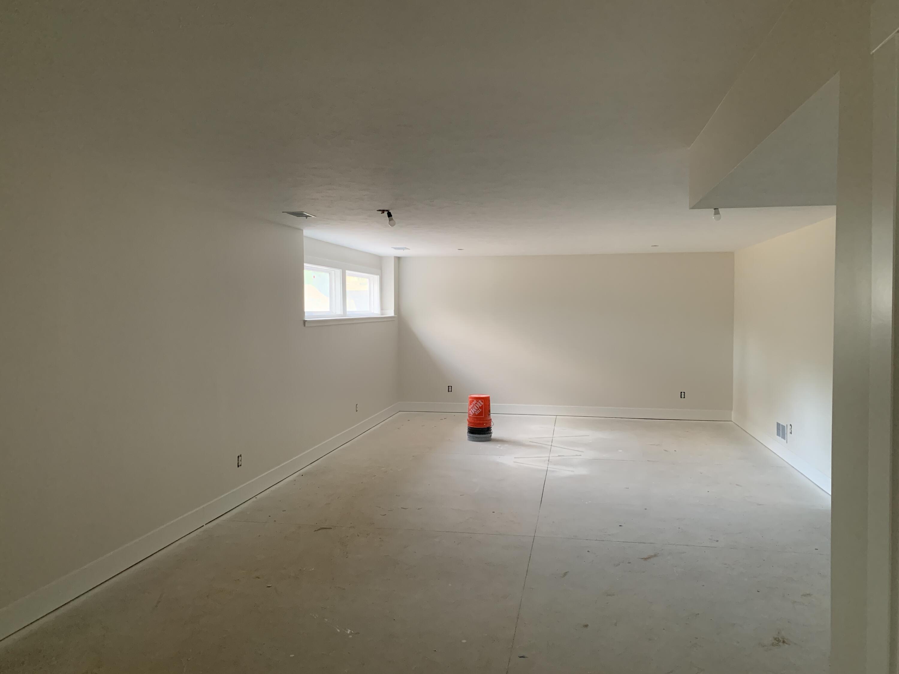 7054 Pinehurst Drive Ne Property Photo 10