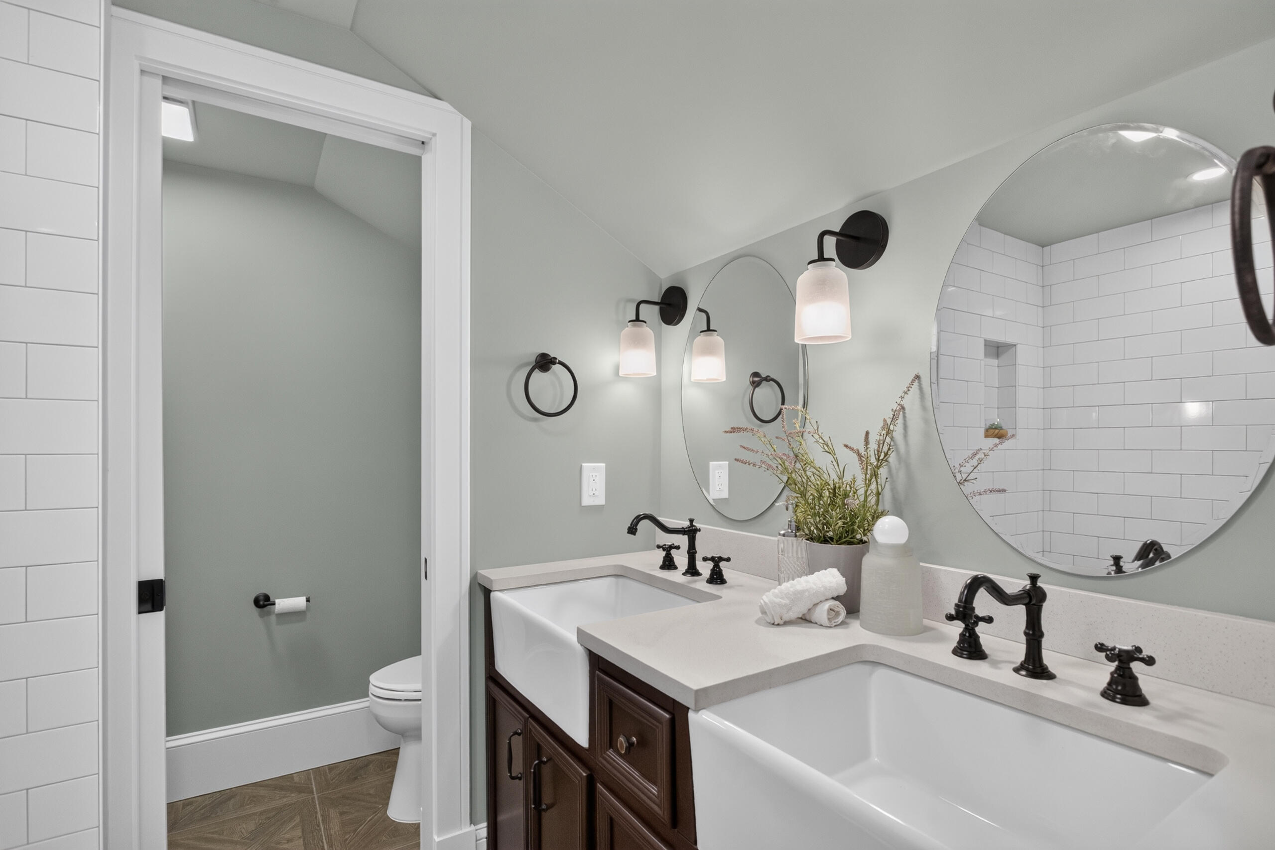 303 E Middle Street Property Photo 58