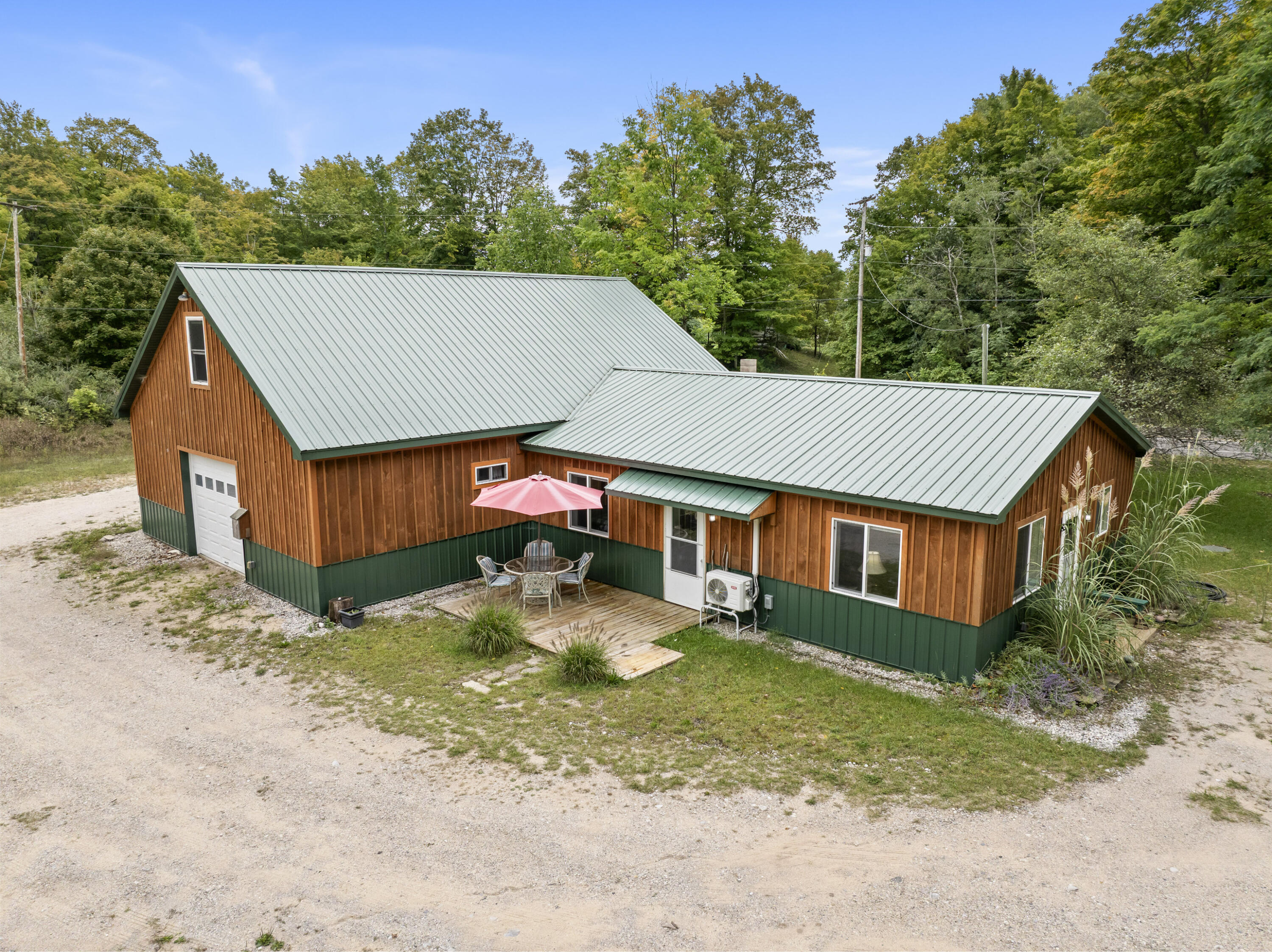 7314 Walker Street Property Photo 1