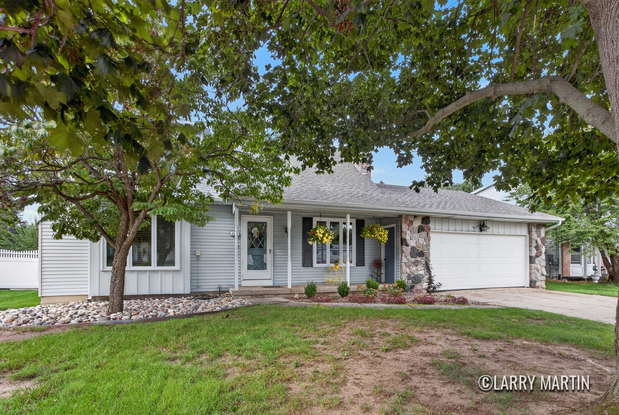 3131 Willow Creek Drive Sw Property Photo 1