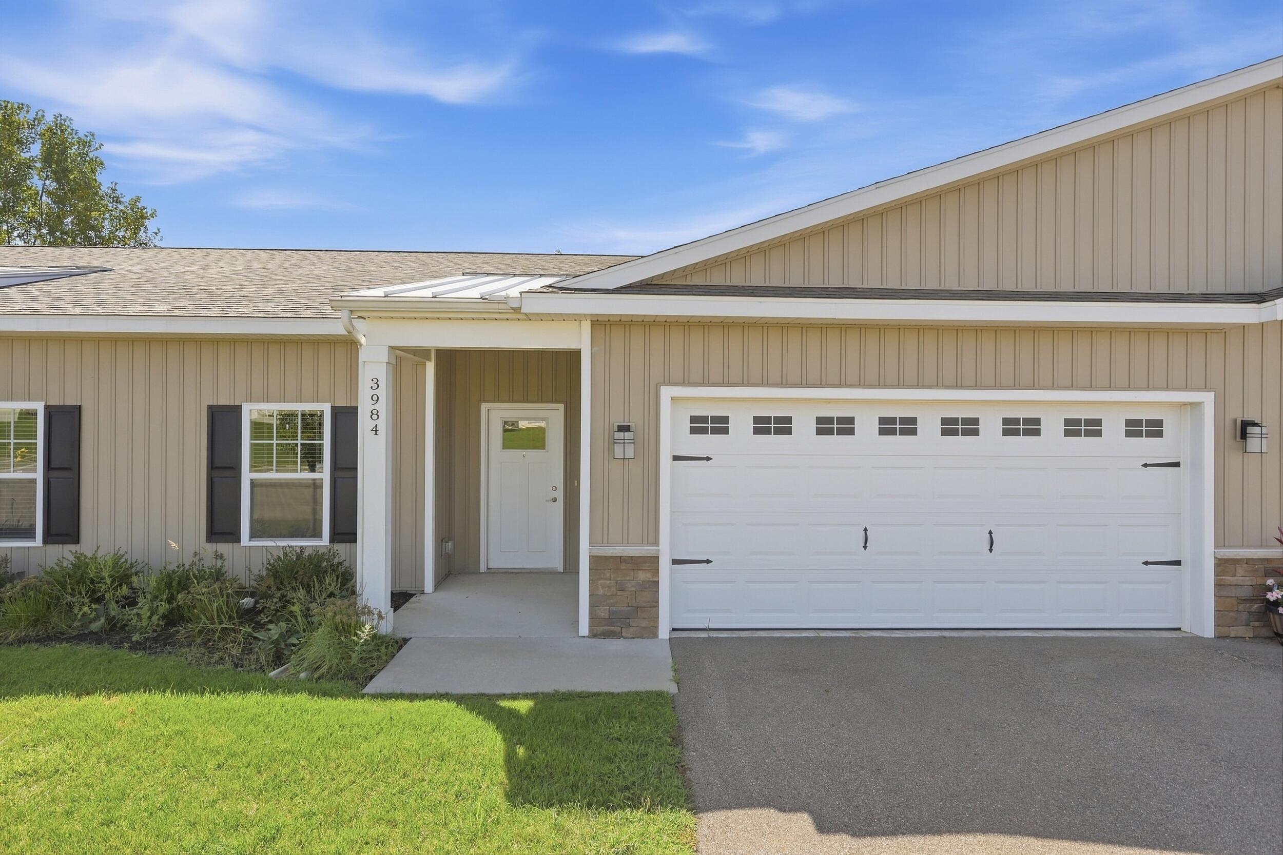 3984 Reserve Drive Property Photo 1
