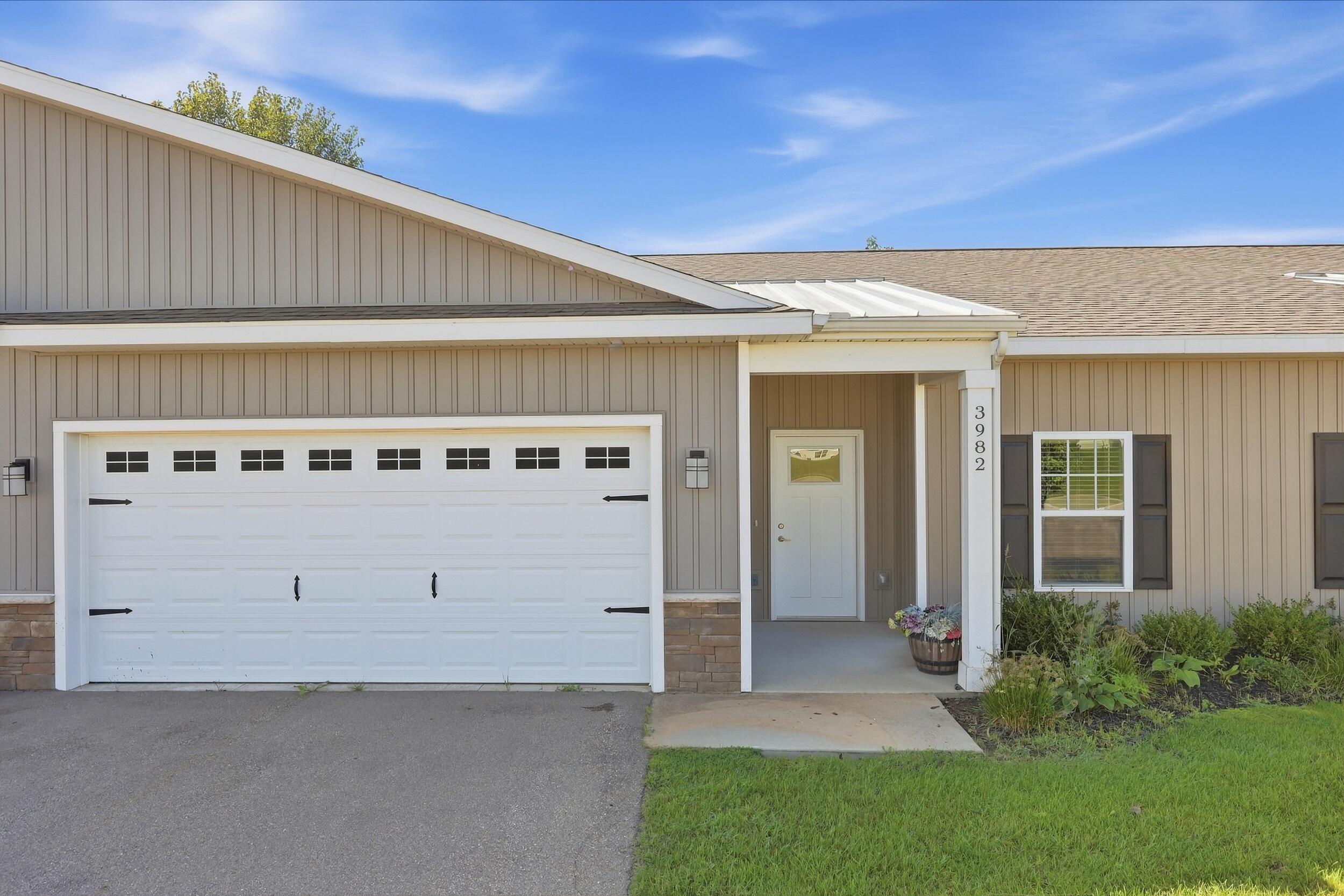 3982 Reserve Drive Property Photo 1