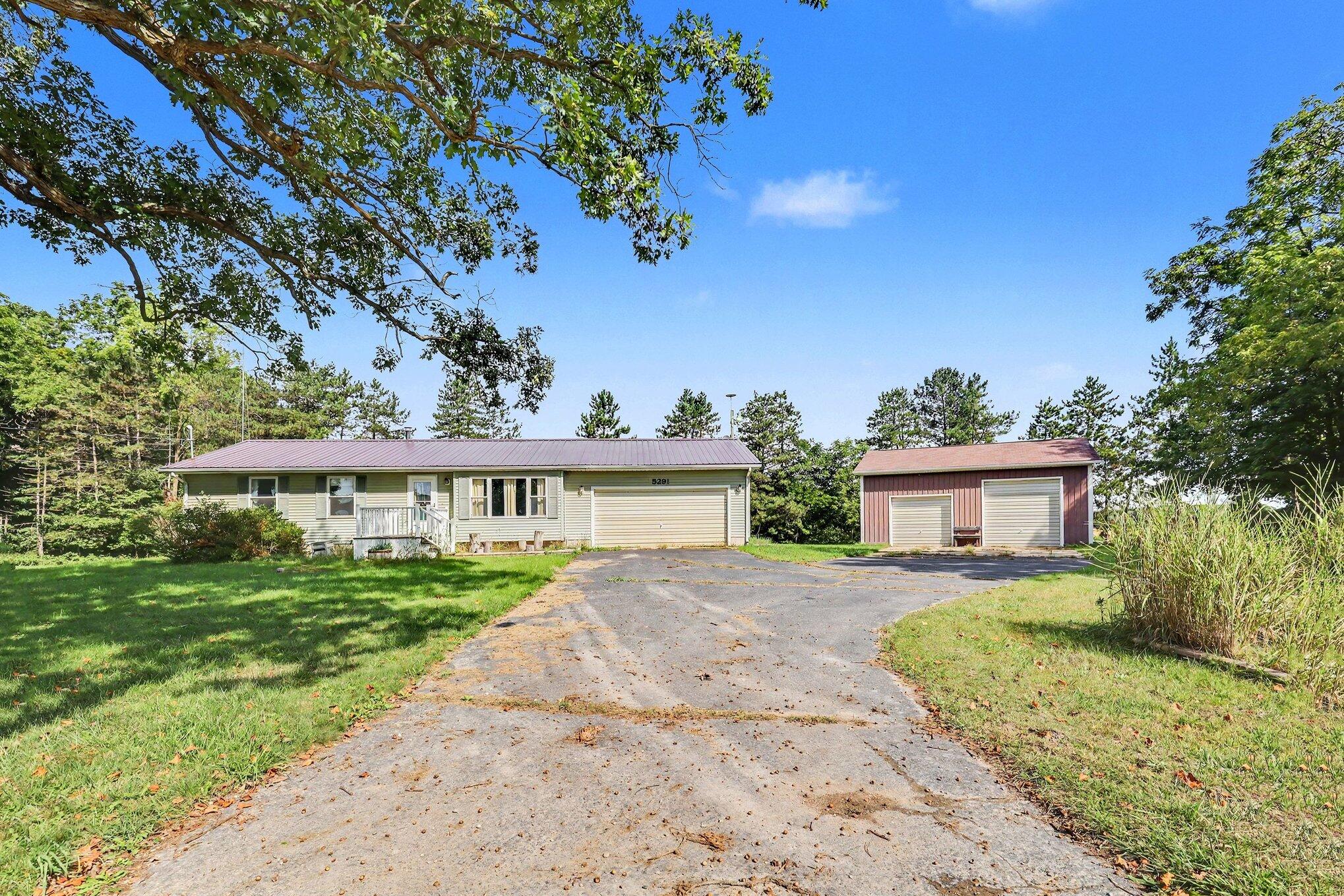 5291 Nickleplate Road Property Photo 4