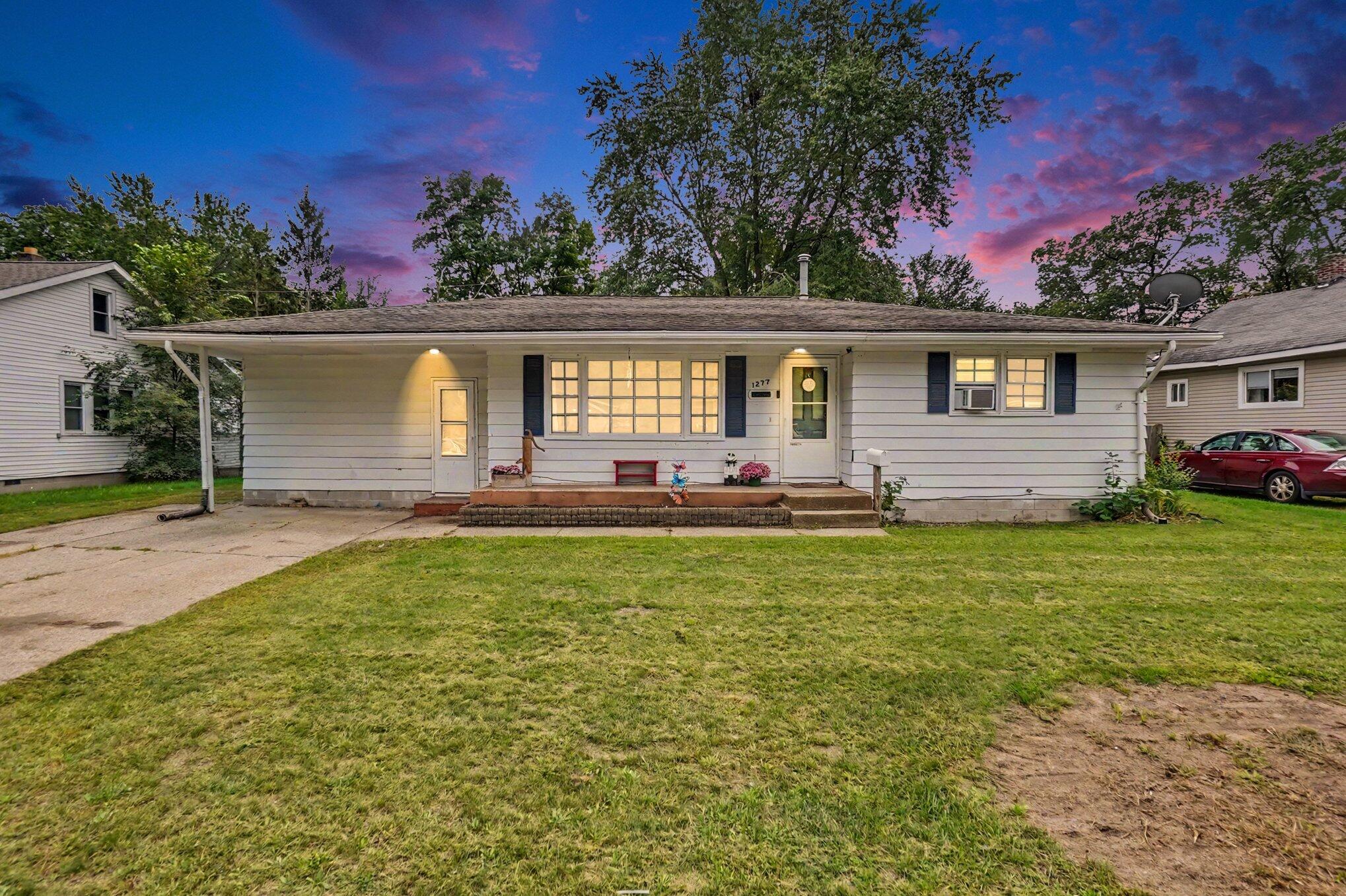 1277 Francis Avenue Property Photo 1