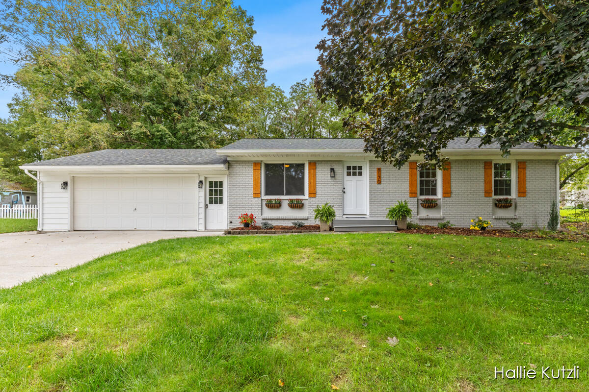 8170 Jericho Avenue Ne Property Photo 1