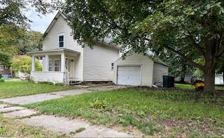 824 Cross Street Property Photo 1