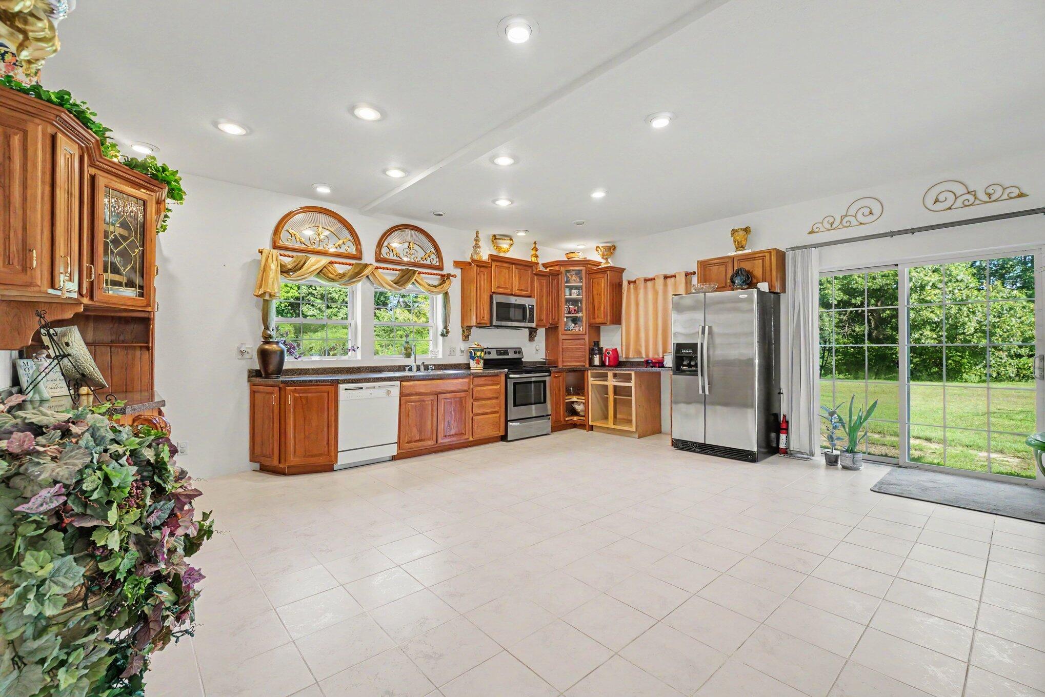 26600 Mintdale Road Property Photo 2